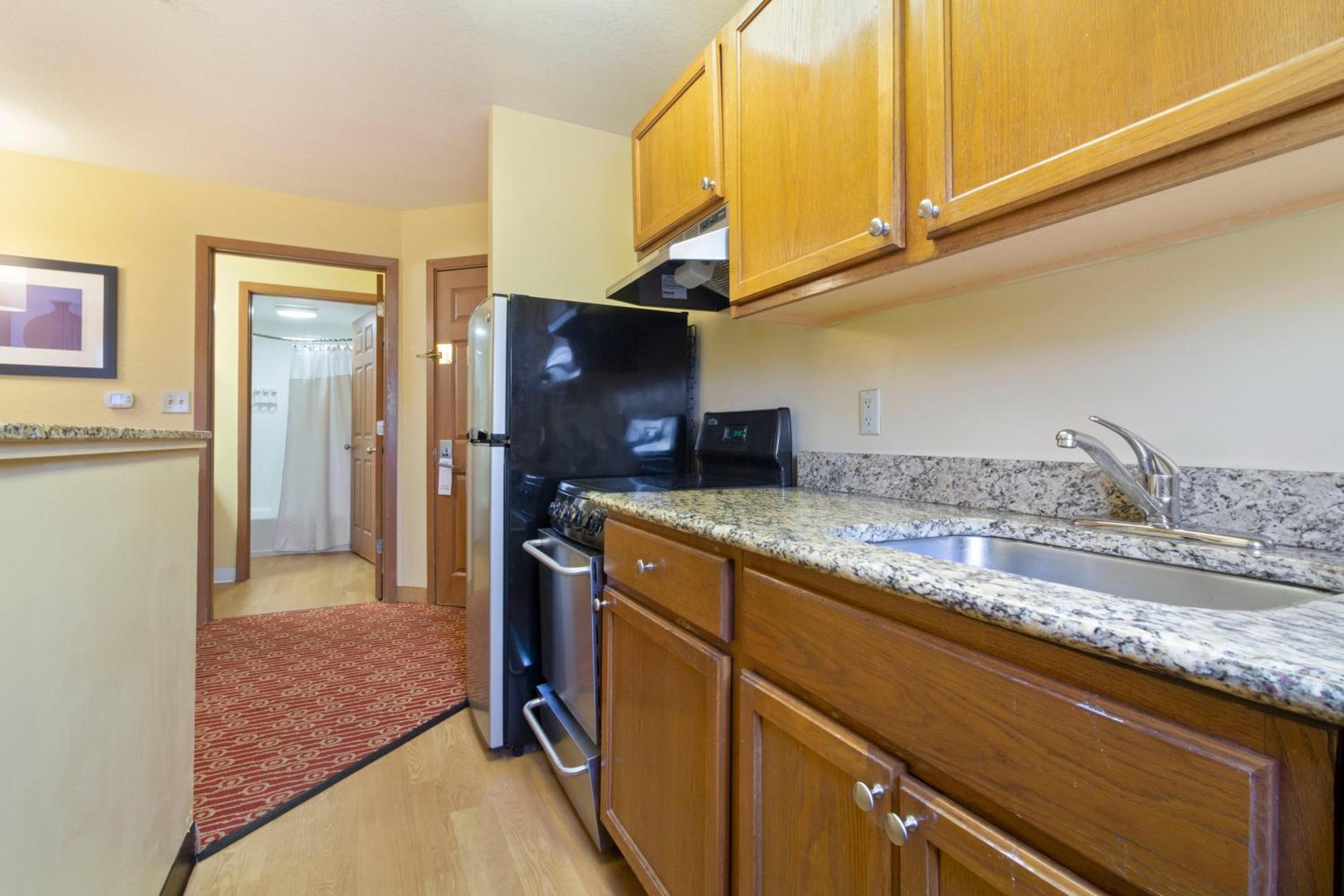 2 Bedroom Suite 2 Queen Beds Non-Smoking - Photo 5
