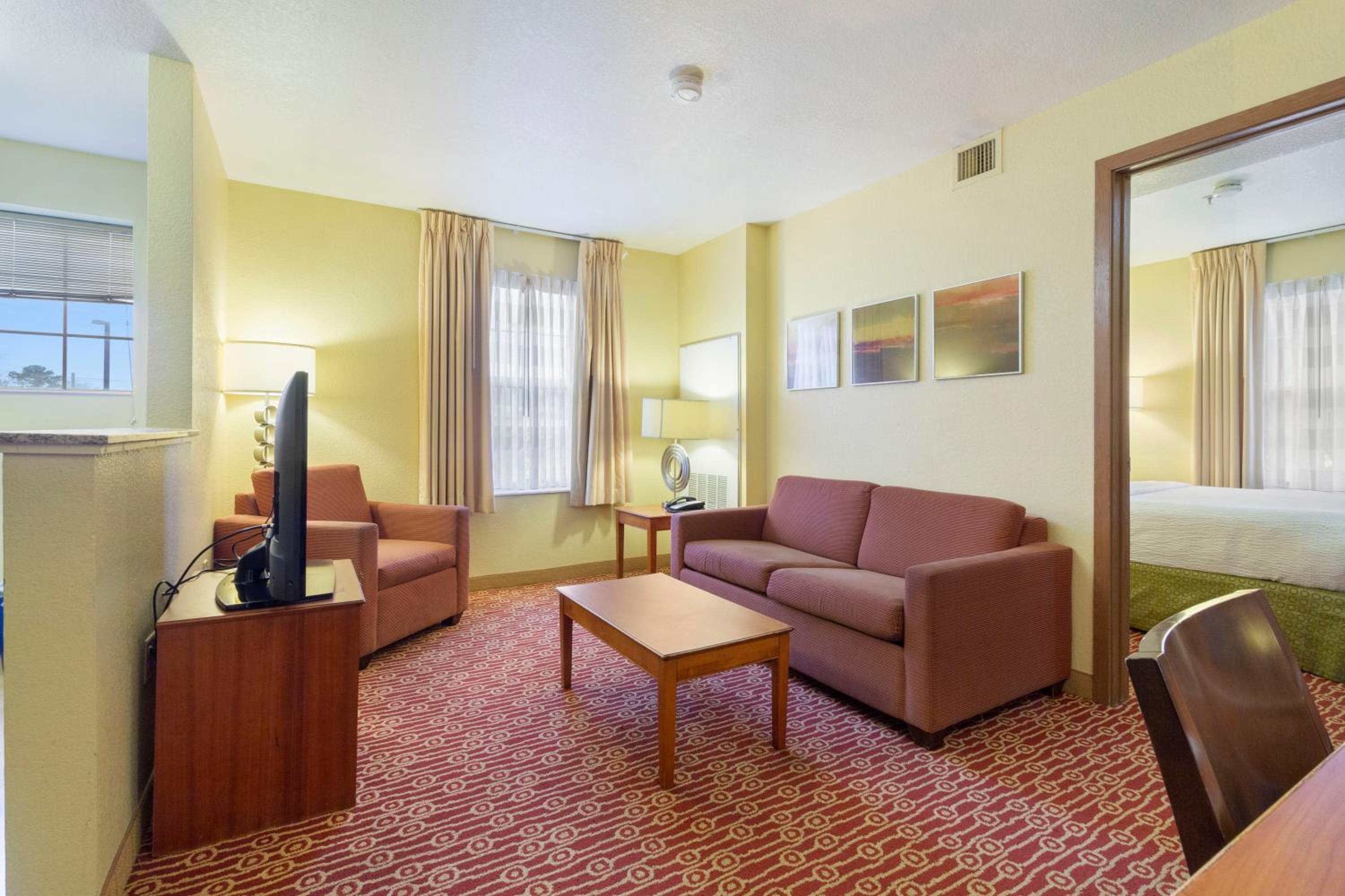 2 Bedroom Suite 2 Queen Beds Non-Smoking - Photo 8