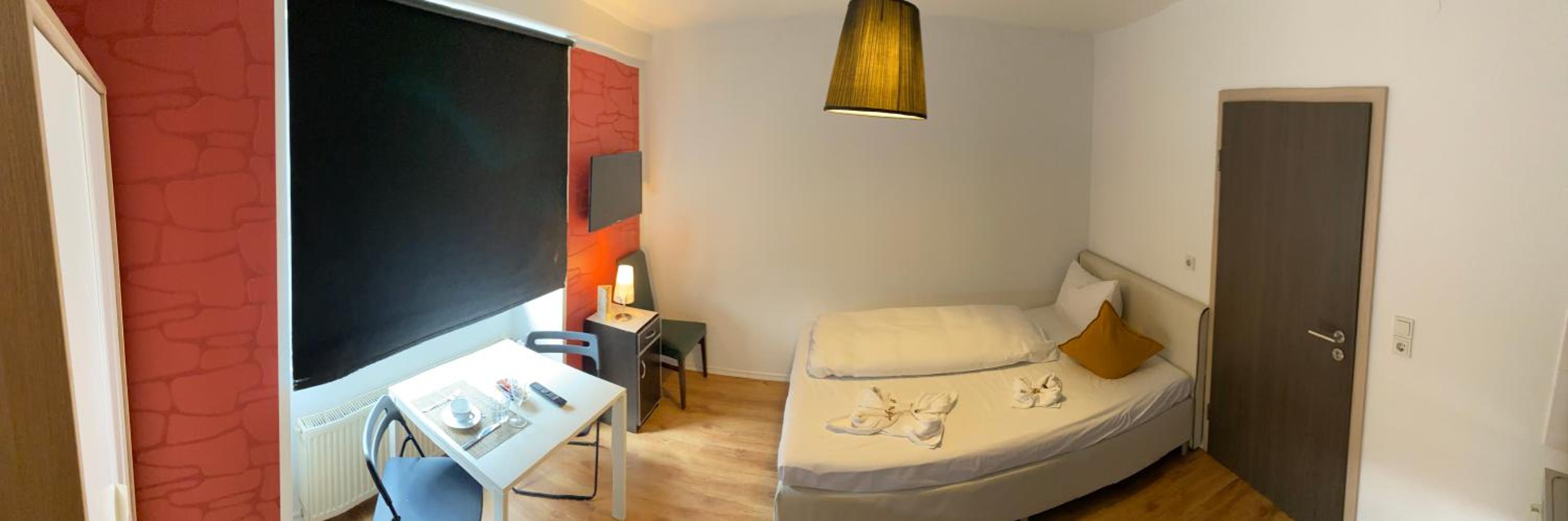 Double Room - Photo 8