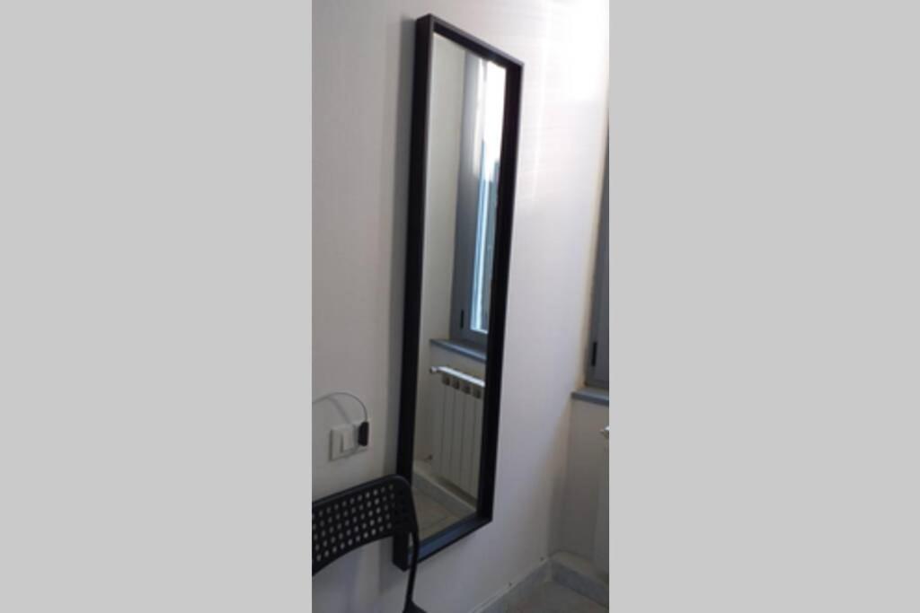 One-Bedroom Apartment - Photo 4