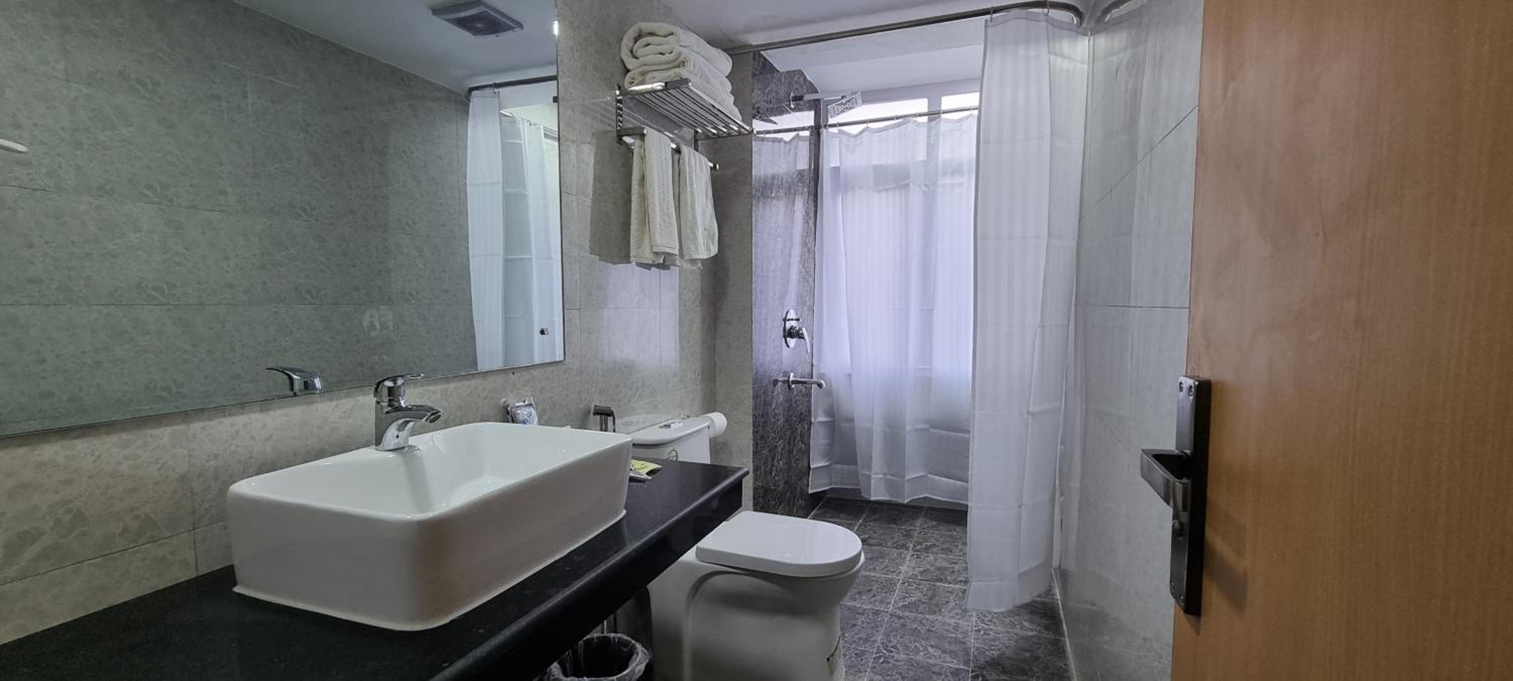 Deluxe Twin Room - Photo 7