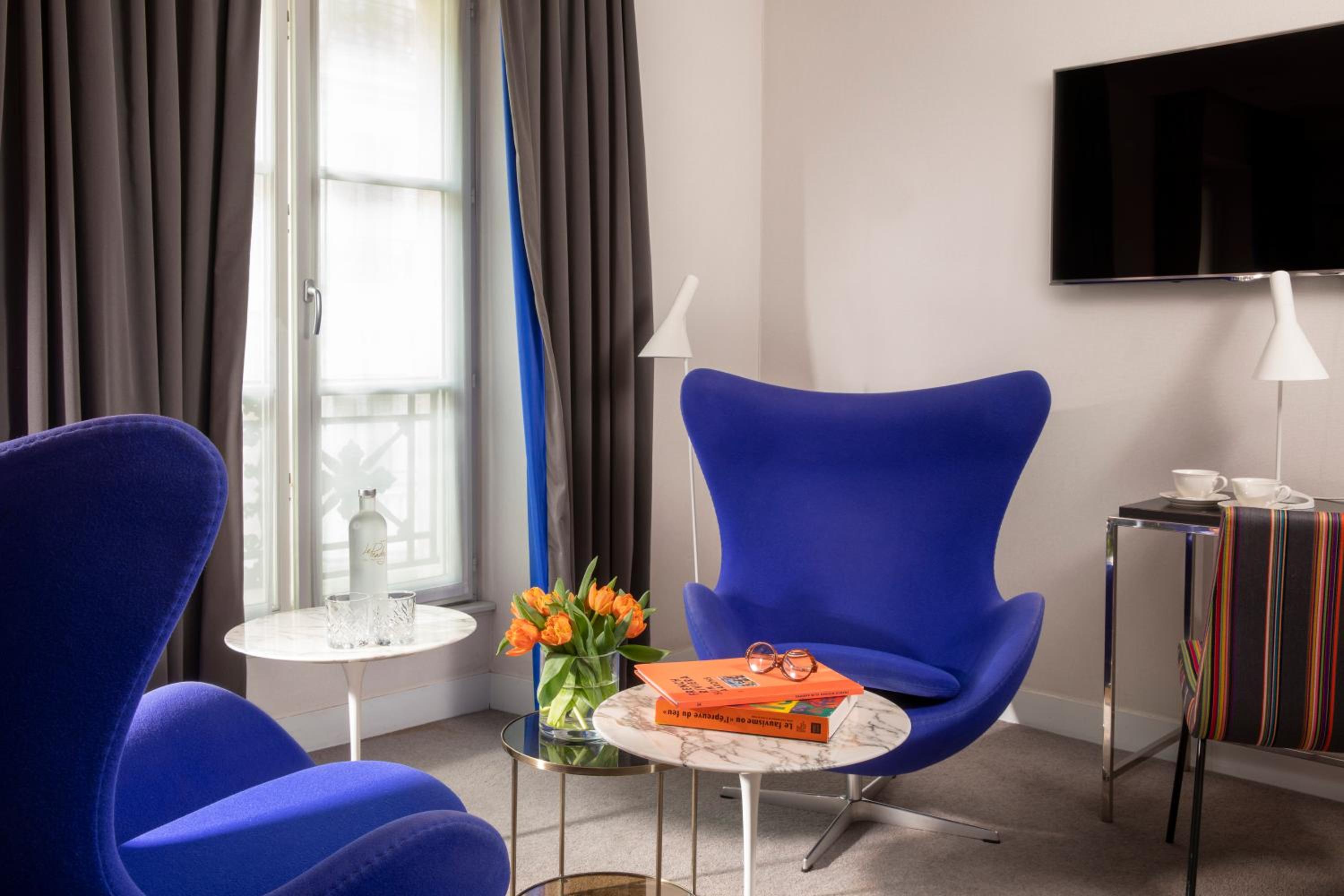 Deluxe Suite