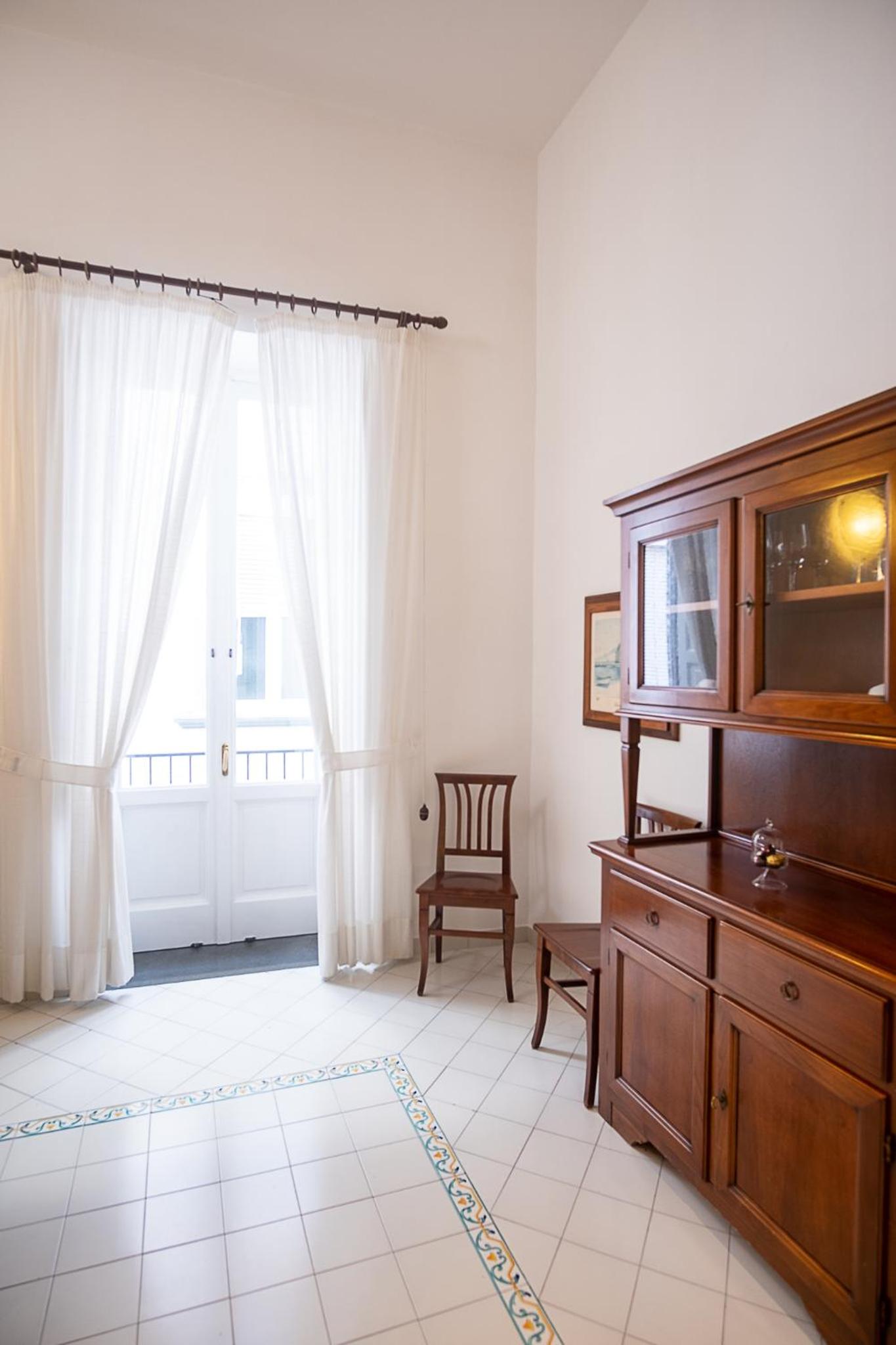 Two-Bedroom Apartment (5 Adults)