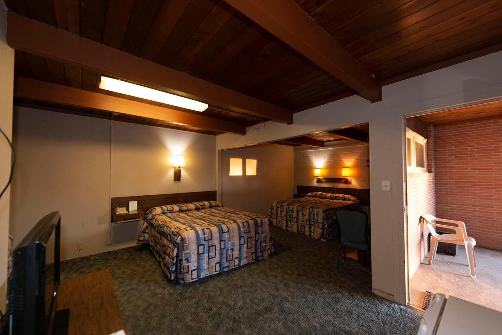 Family Room photo 1