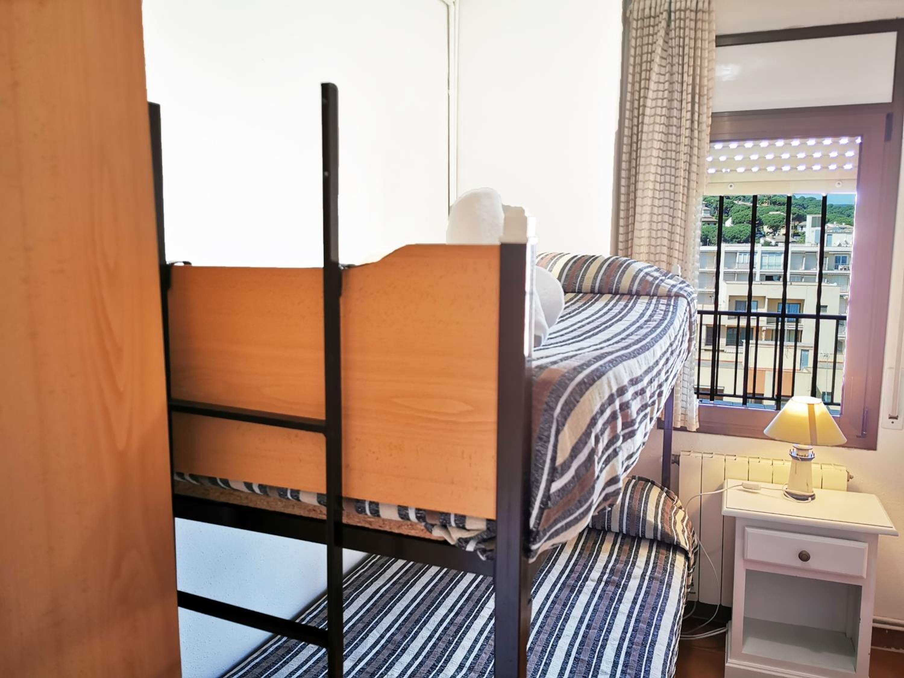 Three-Bedroom Apartment with Sea View photo 3