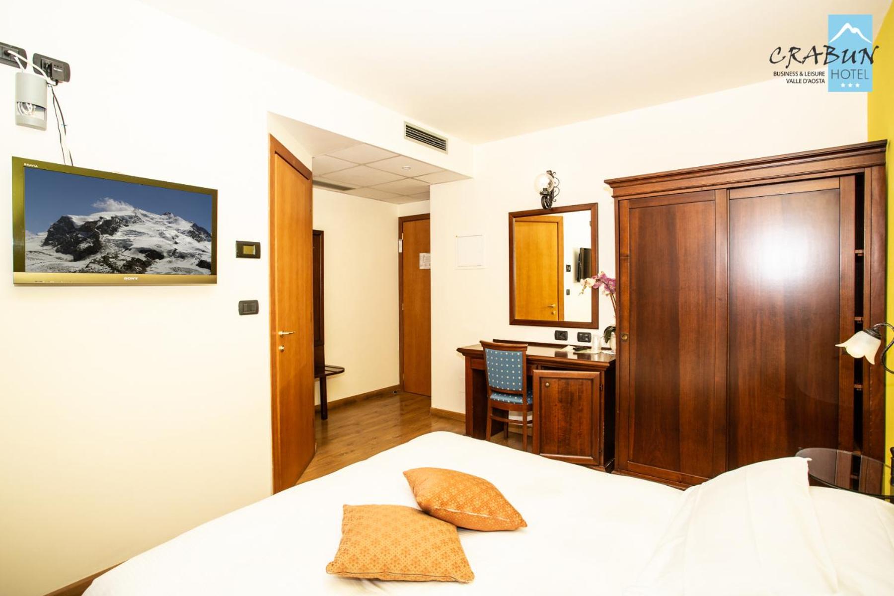 Double Room - Photo 4