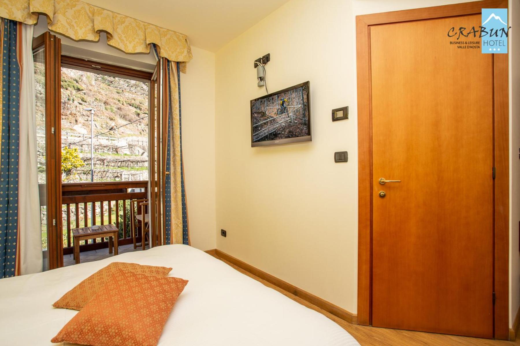 Double Room - Photo 13