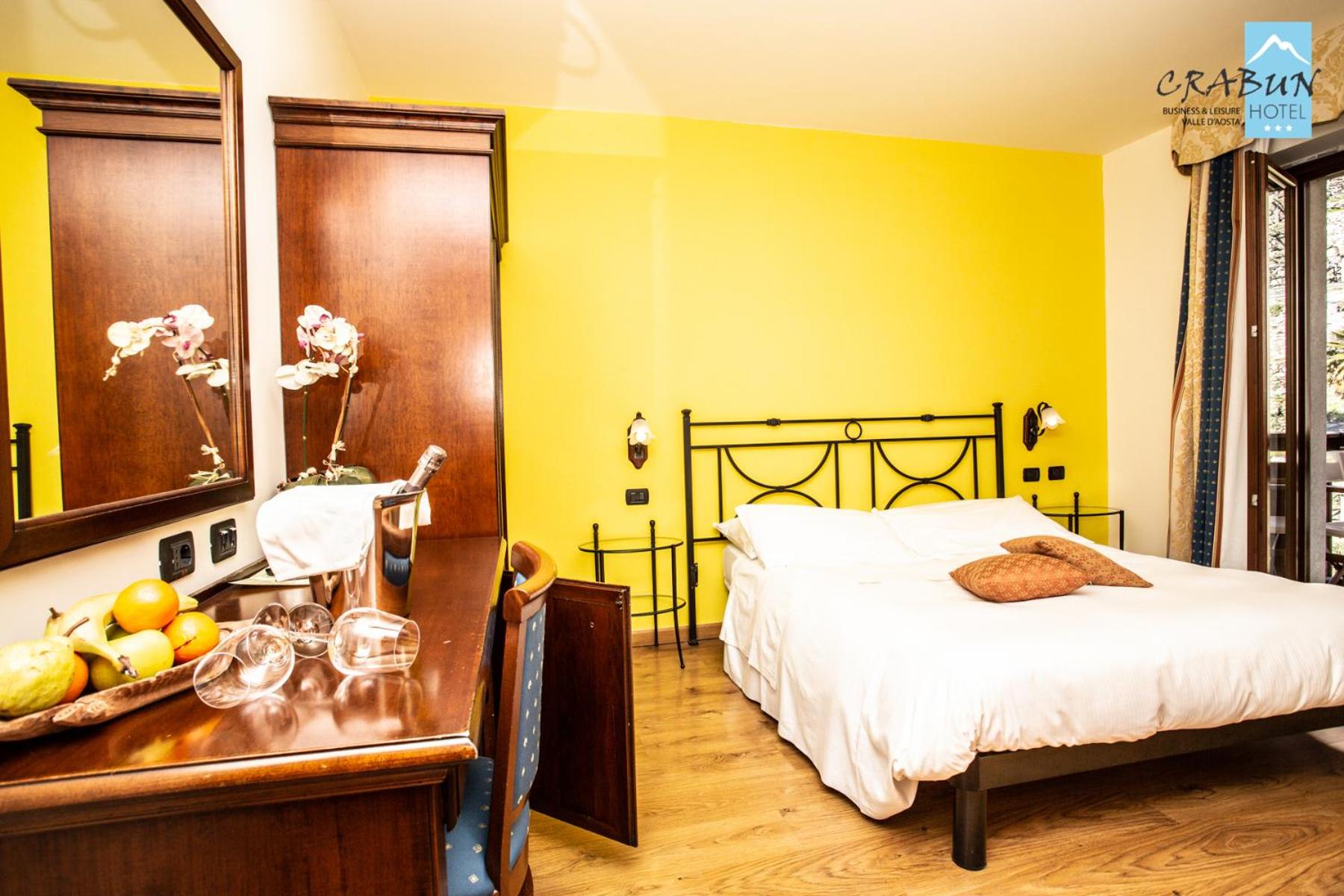 Double Room - Photo 17