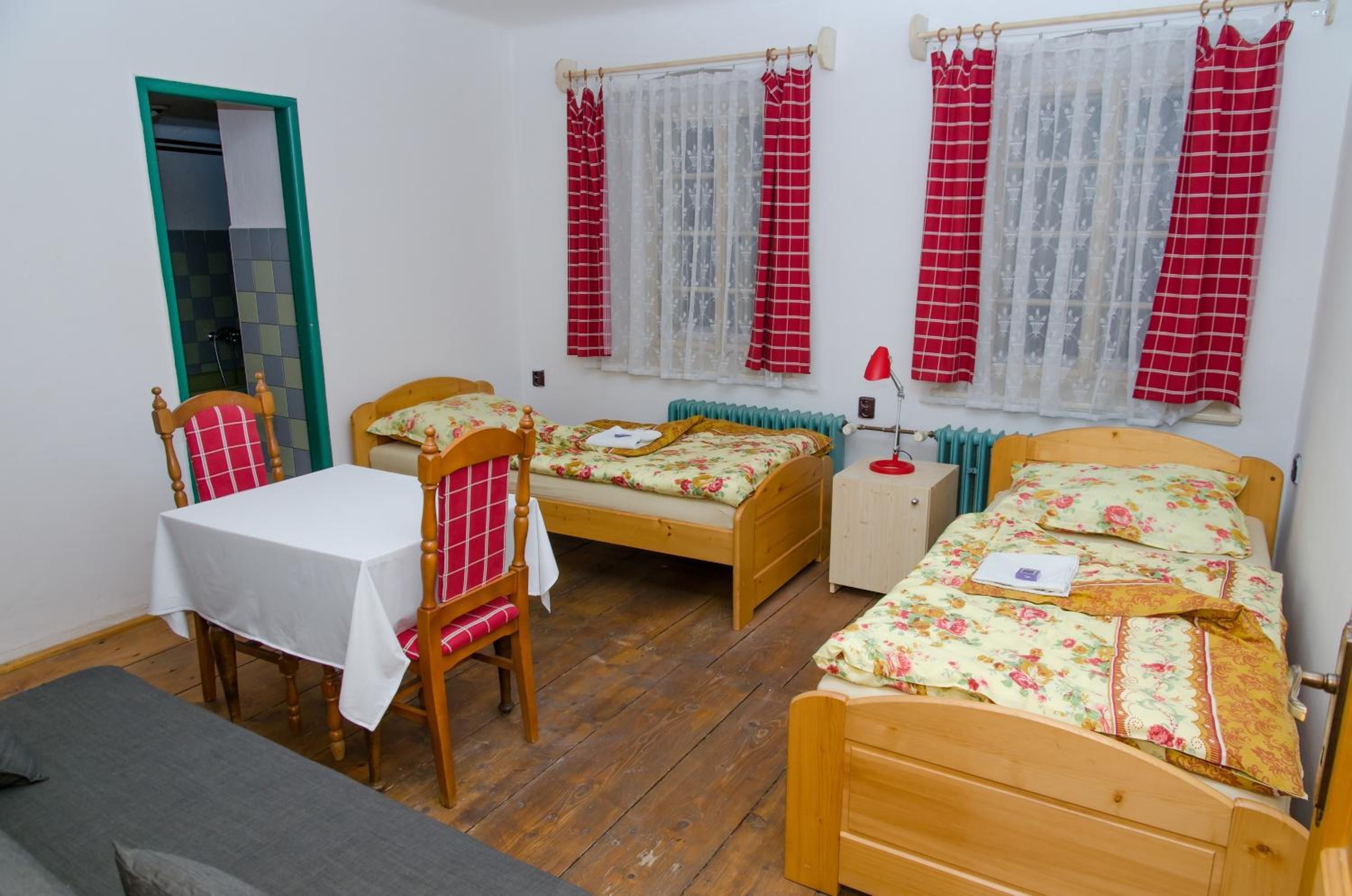 Double Or Twin Room With Shared Bathroom photo 2