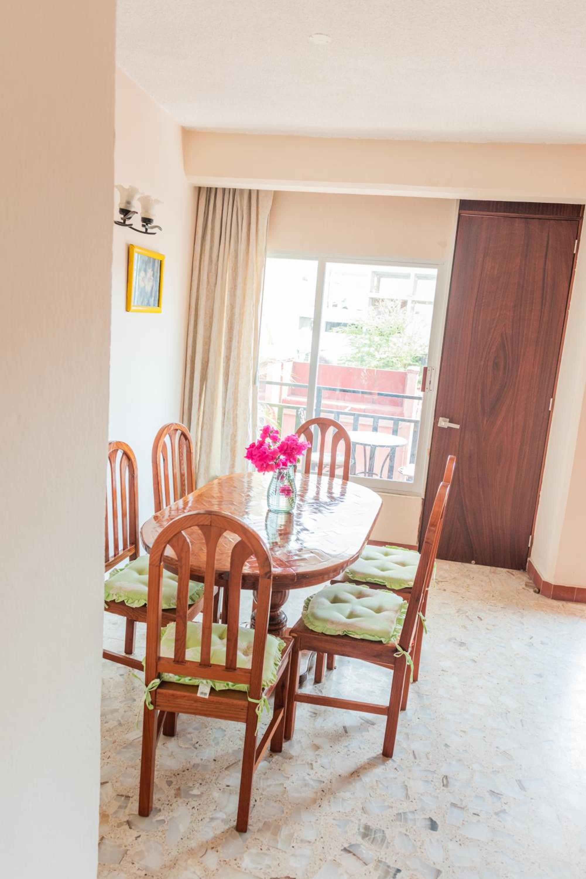 Two-Bedroom Apartment - Photo 9