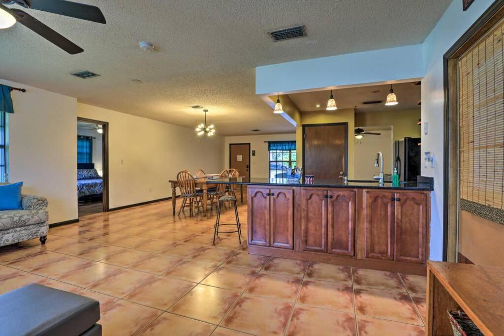 Two-Bedroom House photo 3