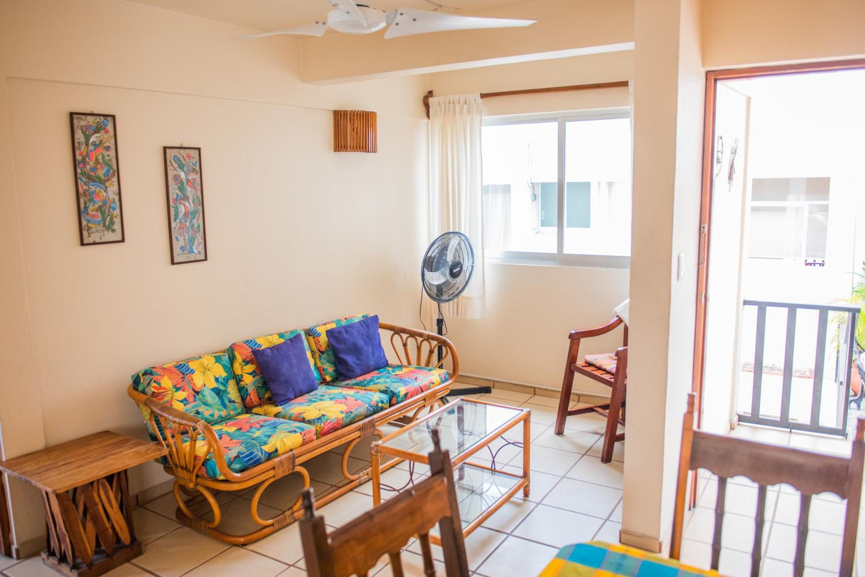 One-Bedroom Apartment - Photo 1