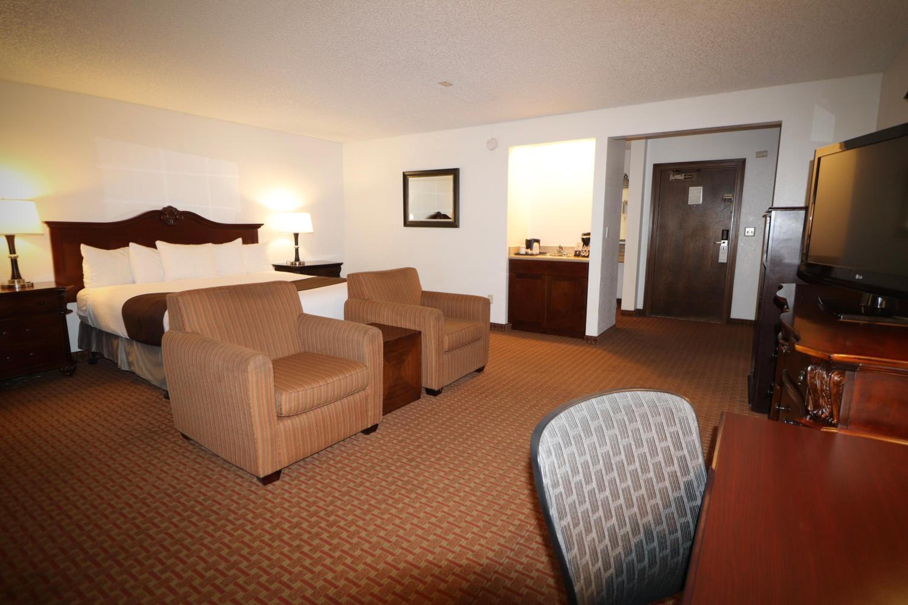 King Room with Walk-In Shower - Mobility Access - Photo 6