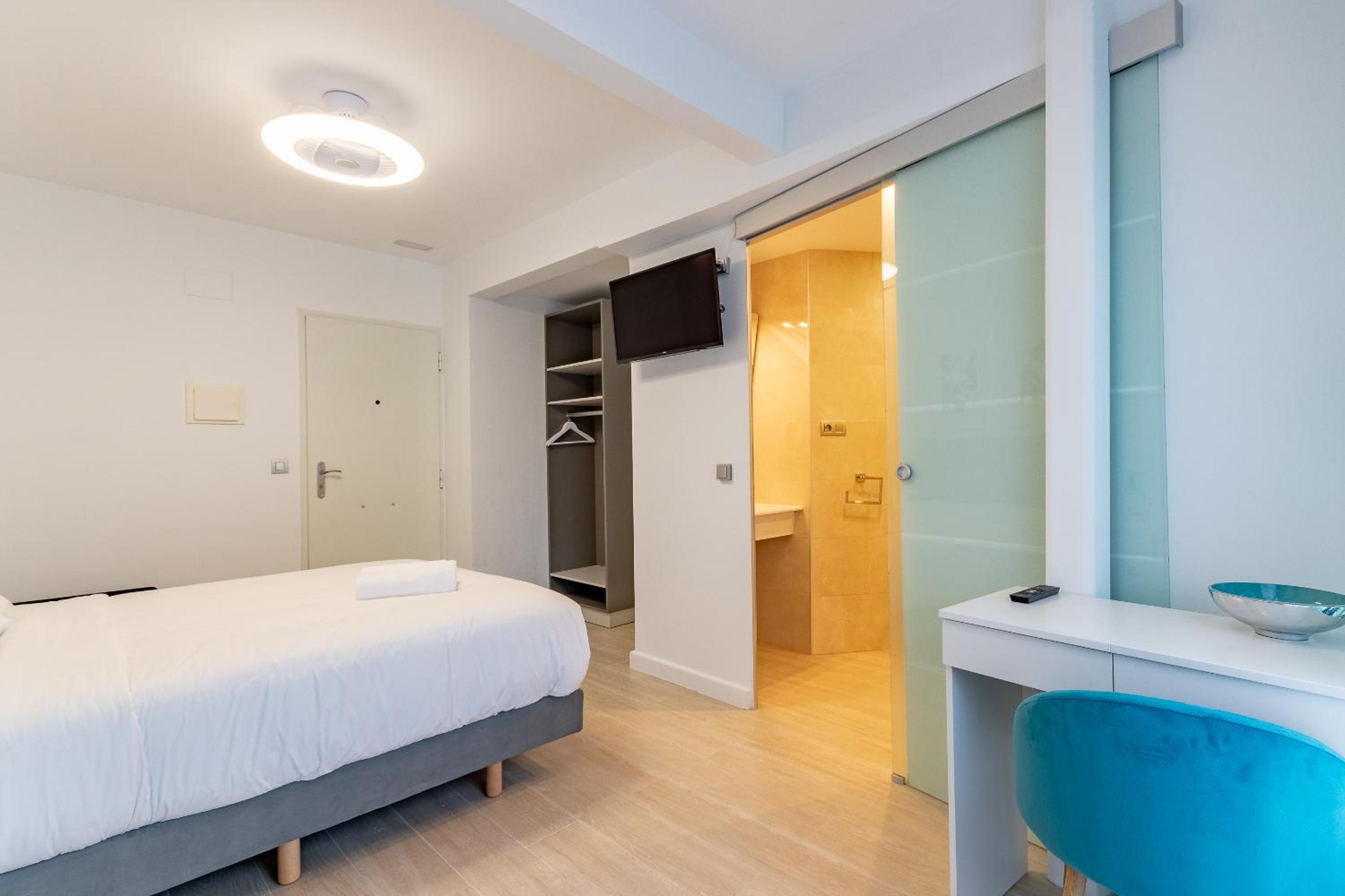 Double Room - Disability Access photo 2