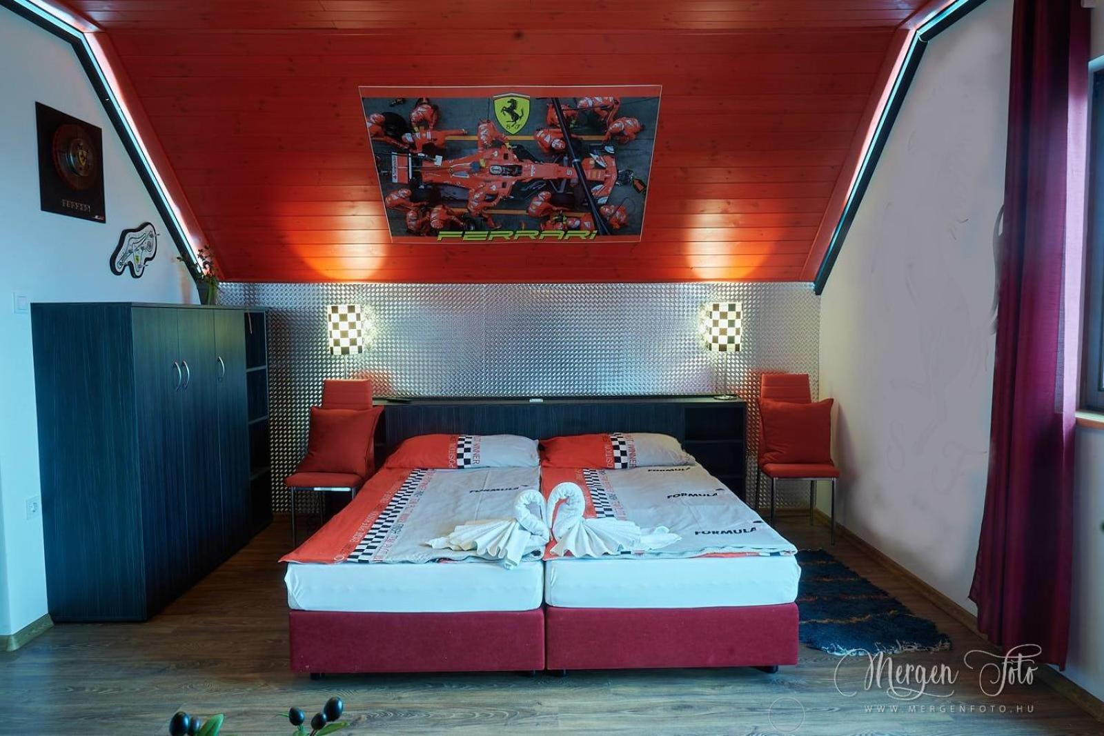 Quadruple Room with Bathroom photo 1