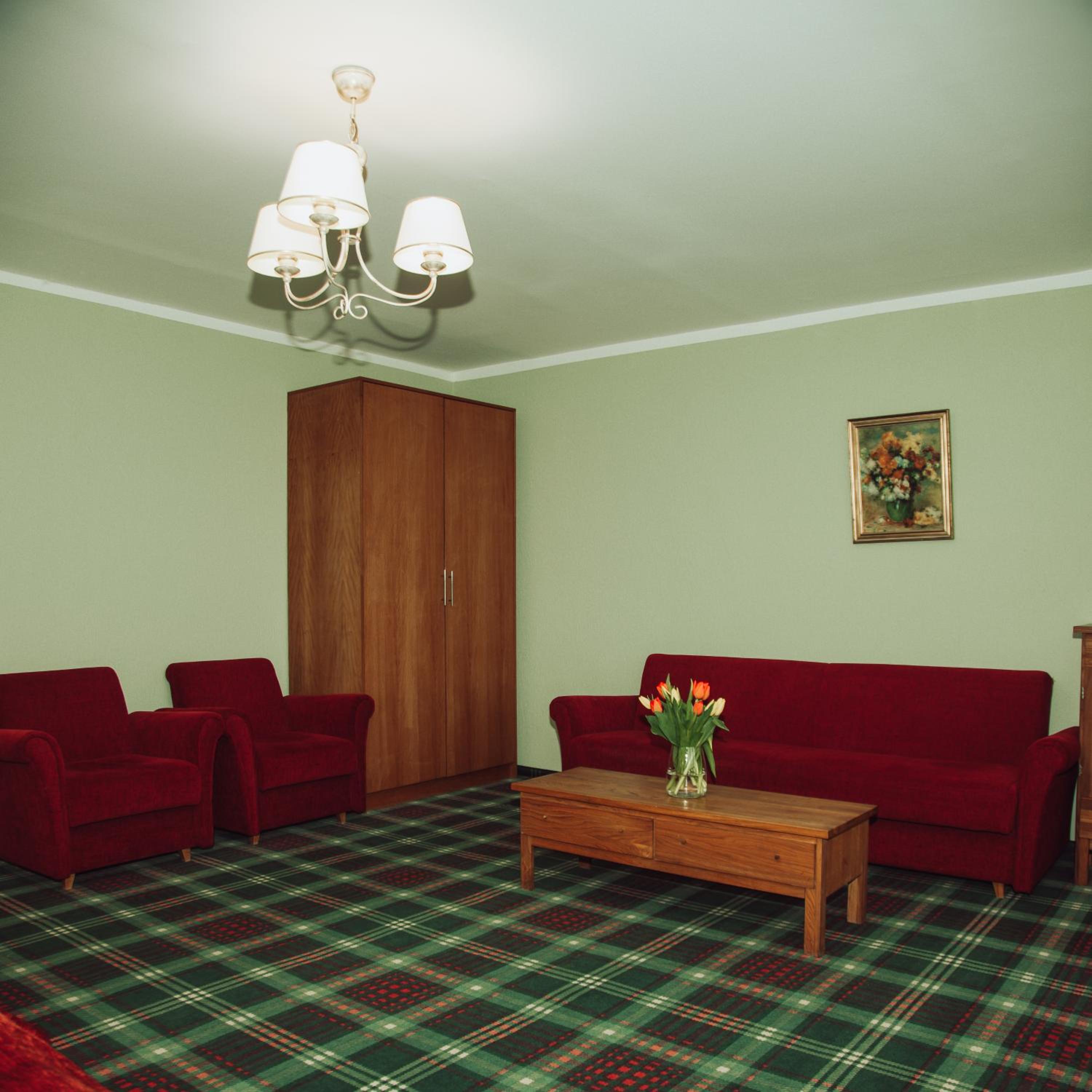 Double Room with Balcony - Photo 3