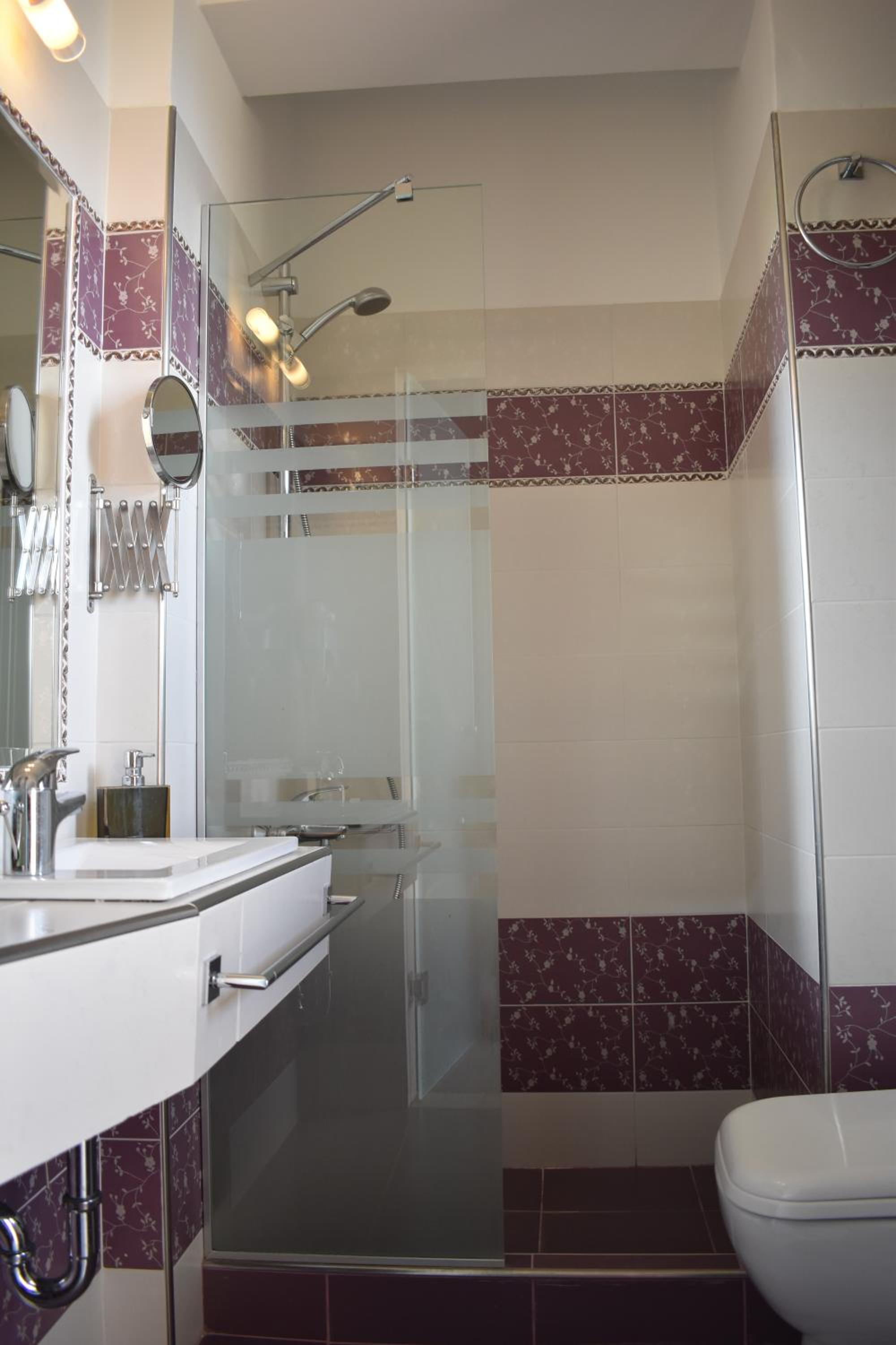 Three-Bedroom Villa photo 2