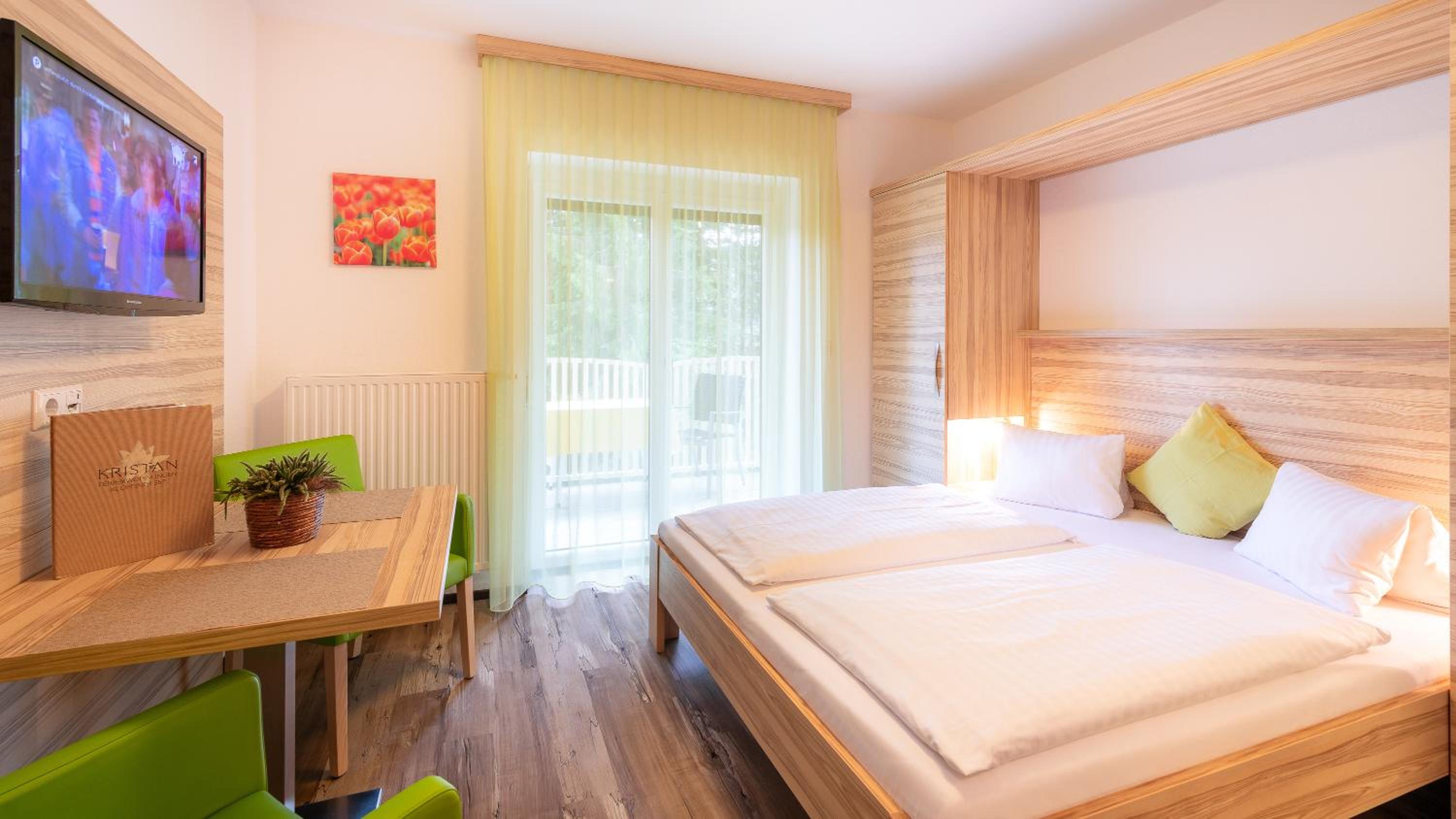 Standard One-Bedroom Apartment with Balcony