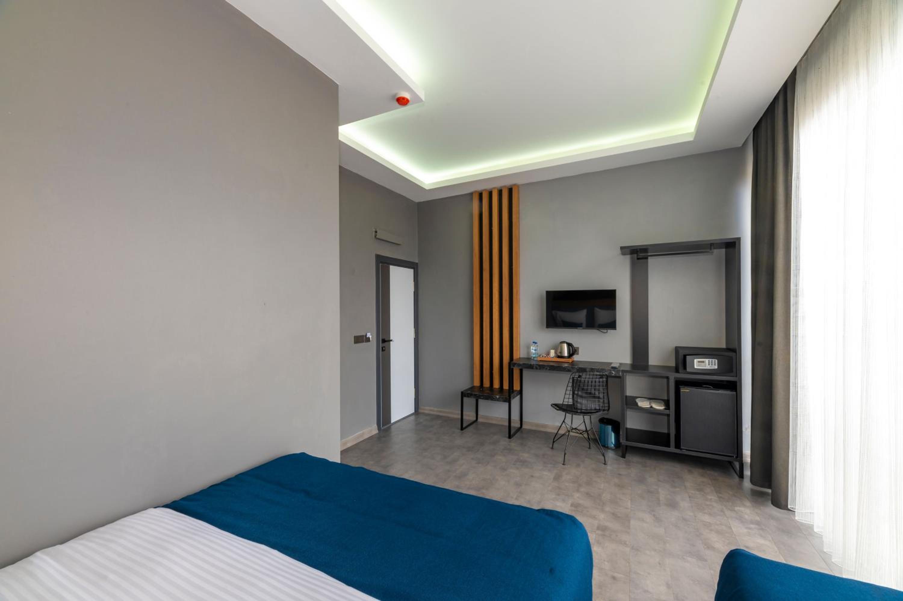 Deluxe Single Room