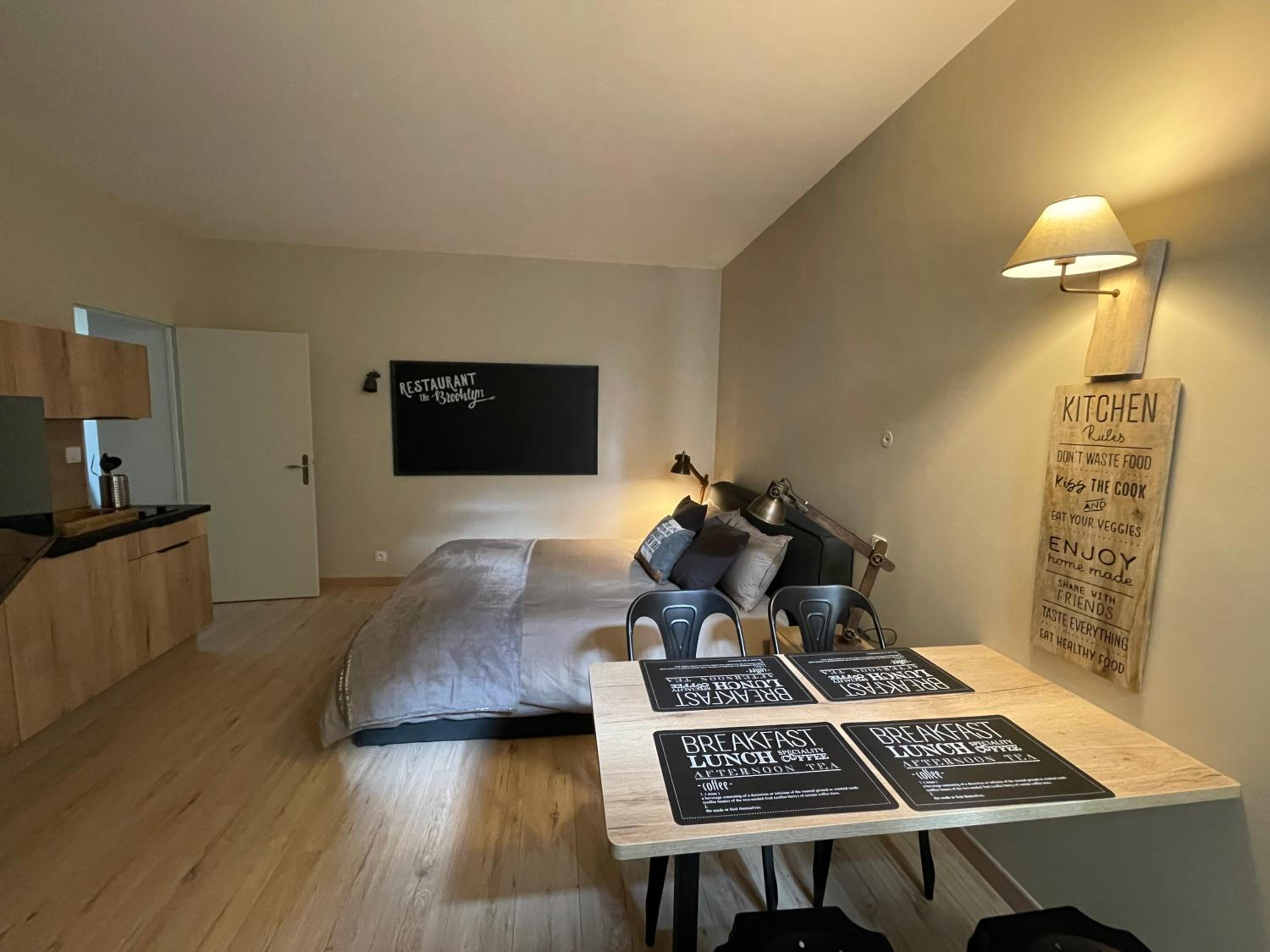 Superior Apartment - Photo 6