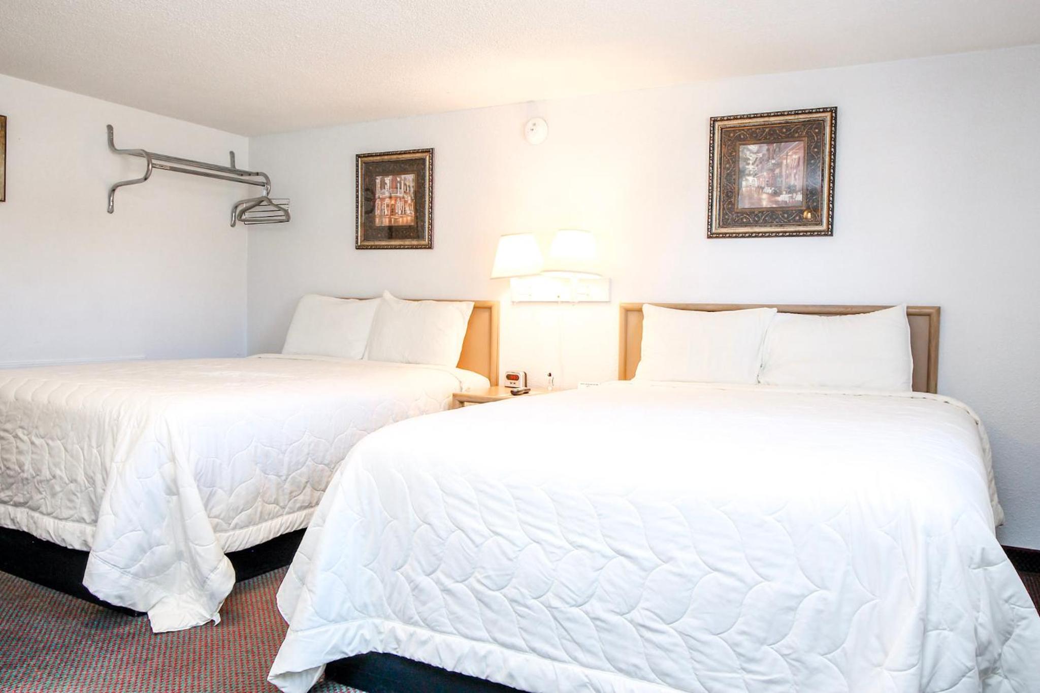 Deluxe Double Room - Photo 21