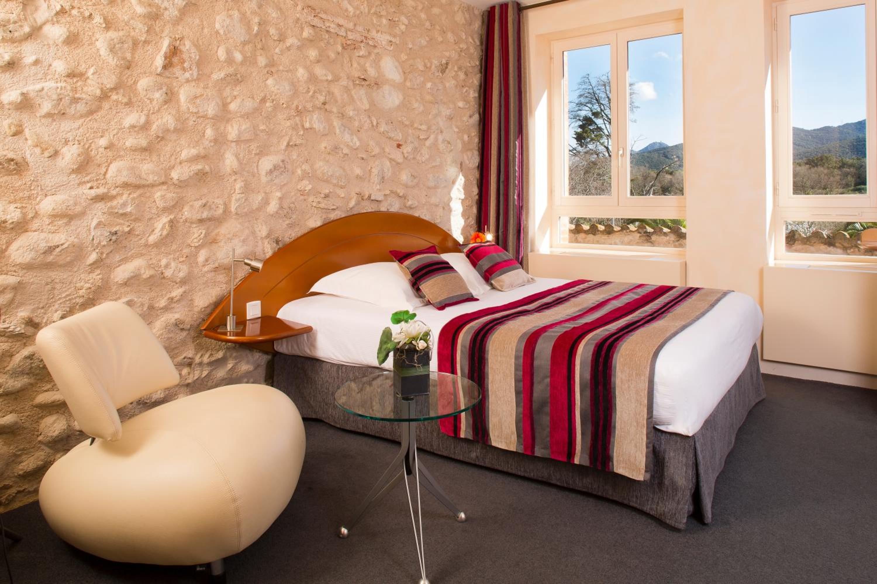 Superior Room with Mountain View - Photo 1