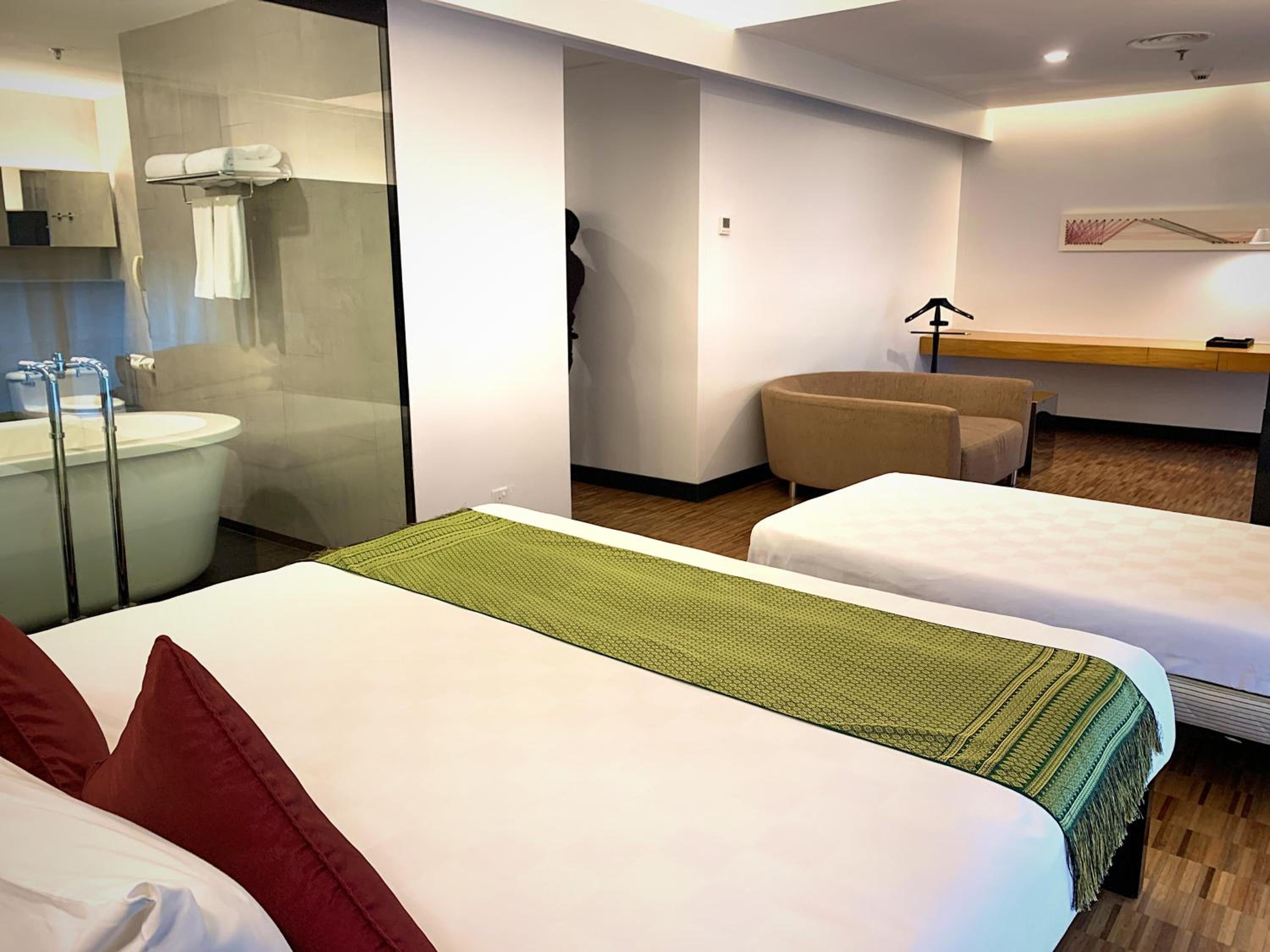Premier Room