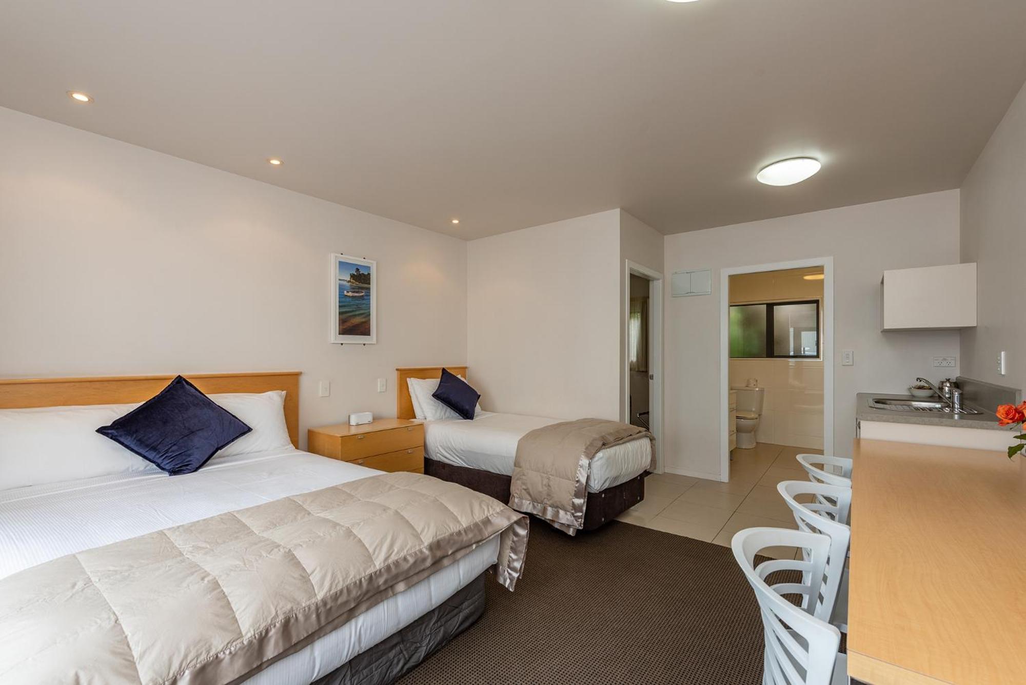 One-Bedroom Studio - Ground Floor