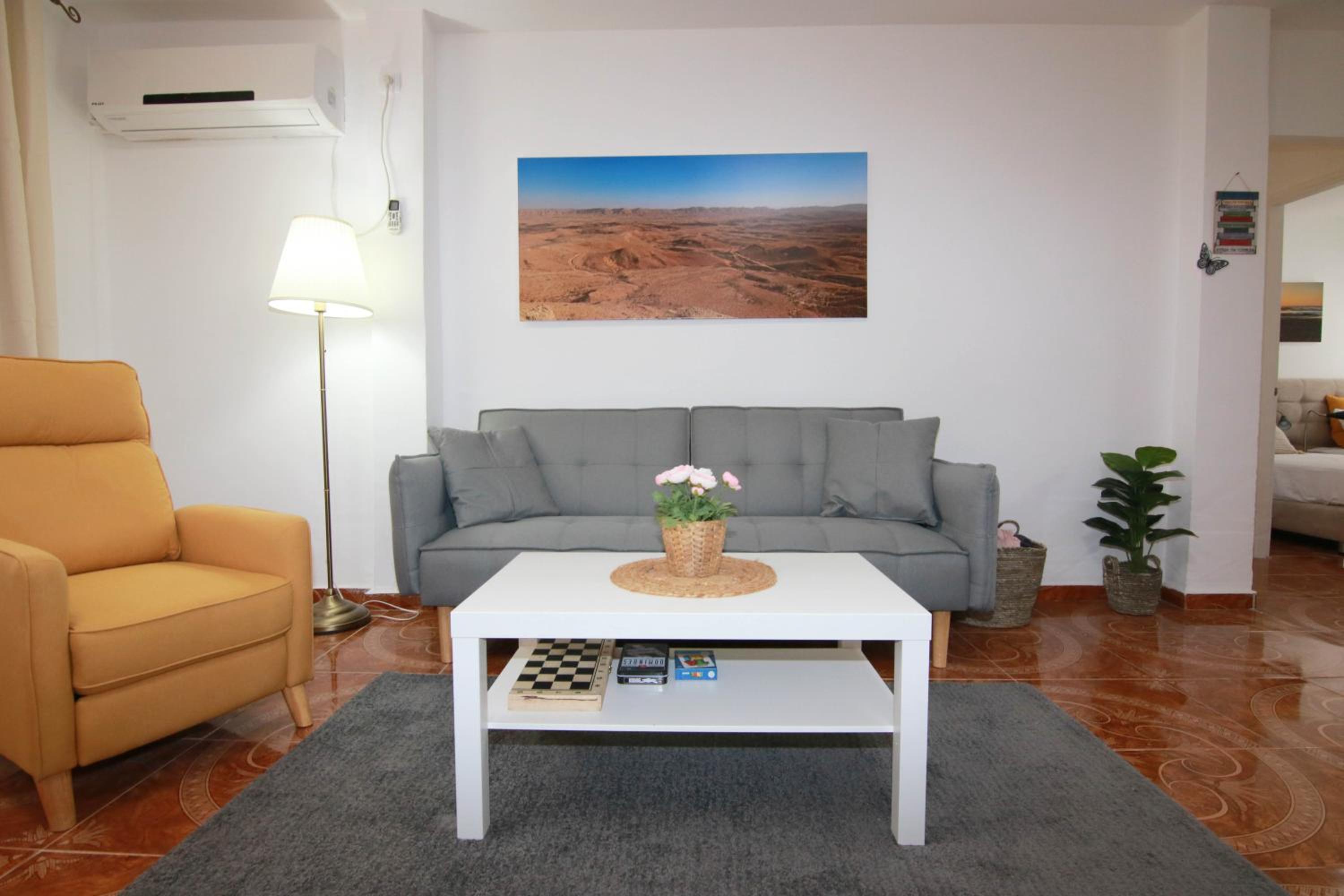 Apartment photo 1