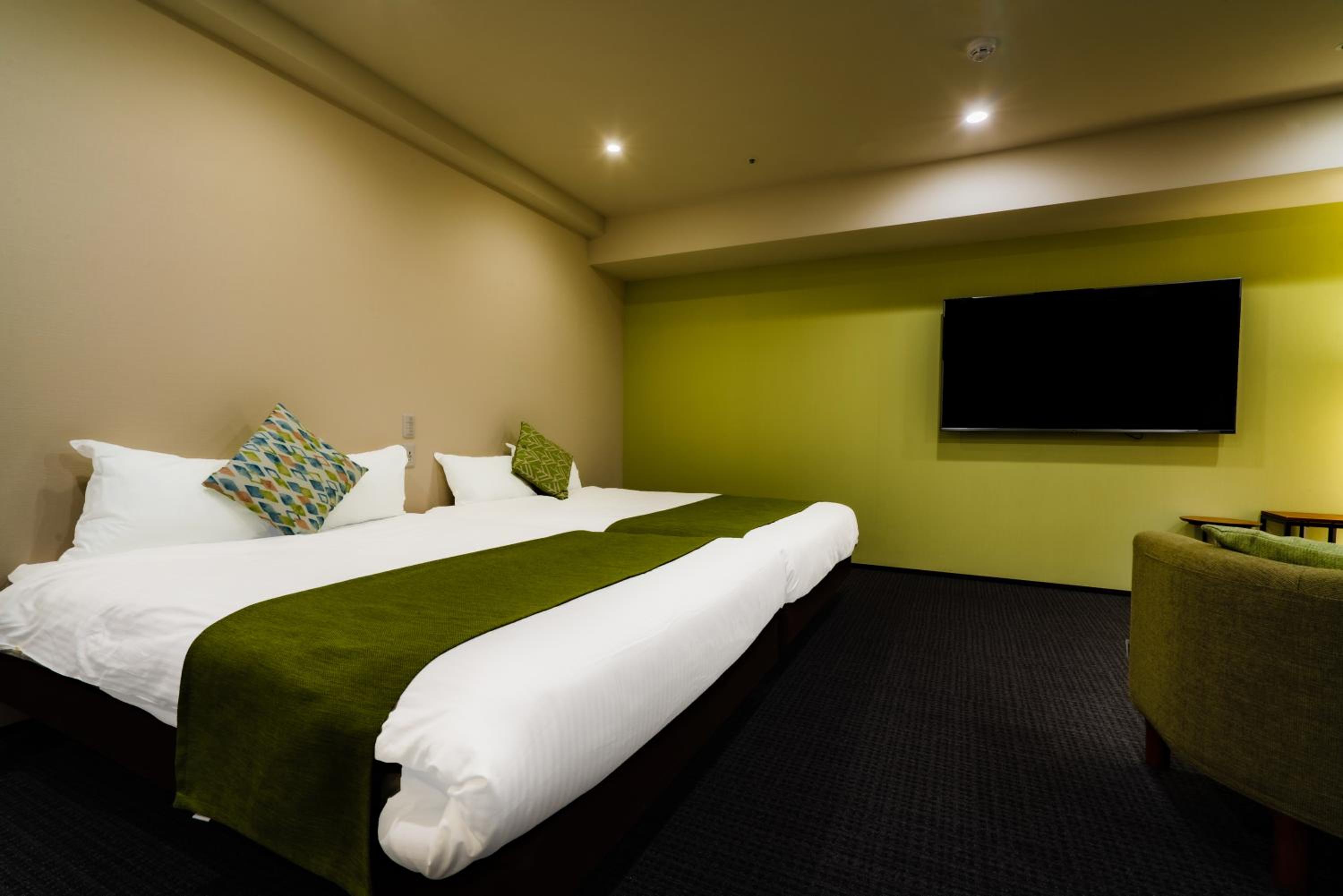 Suite with Spa Bath - Photo 19