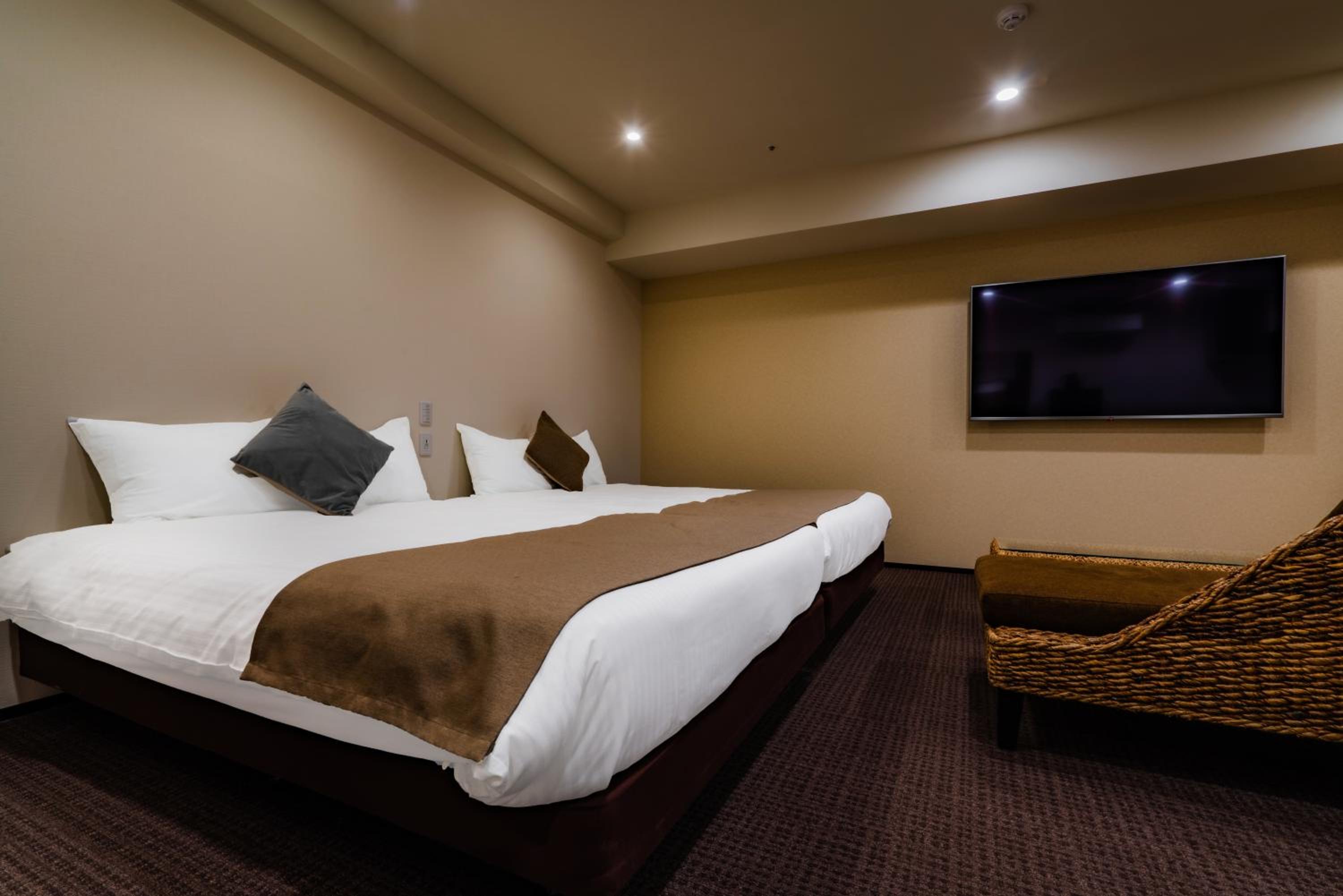 Family Suite - Photo 18