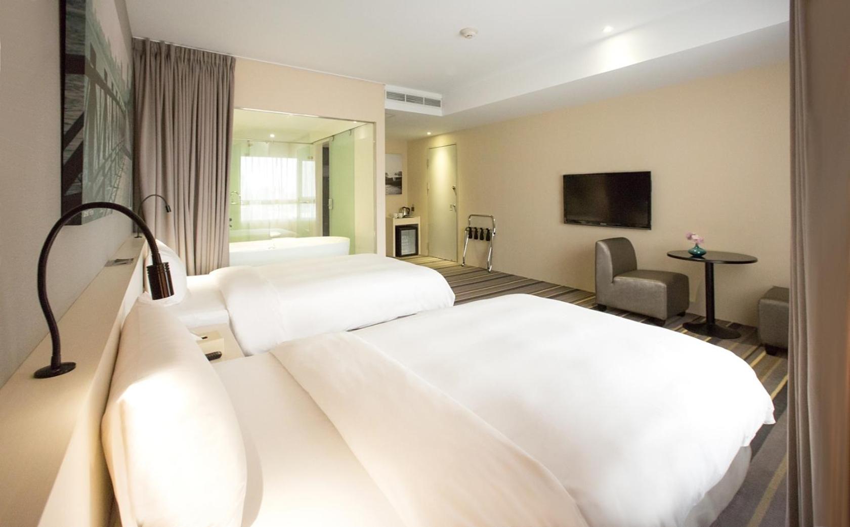 Classic Twin Room - Photo 4