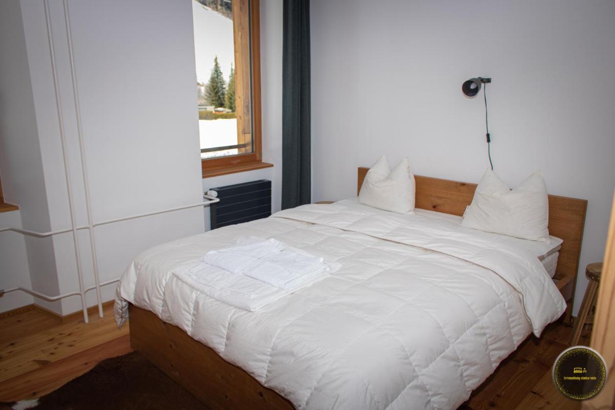 Two-Bedroom Apartment photo 2
