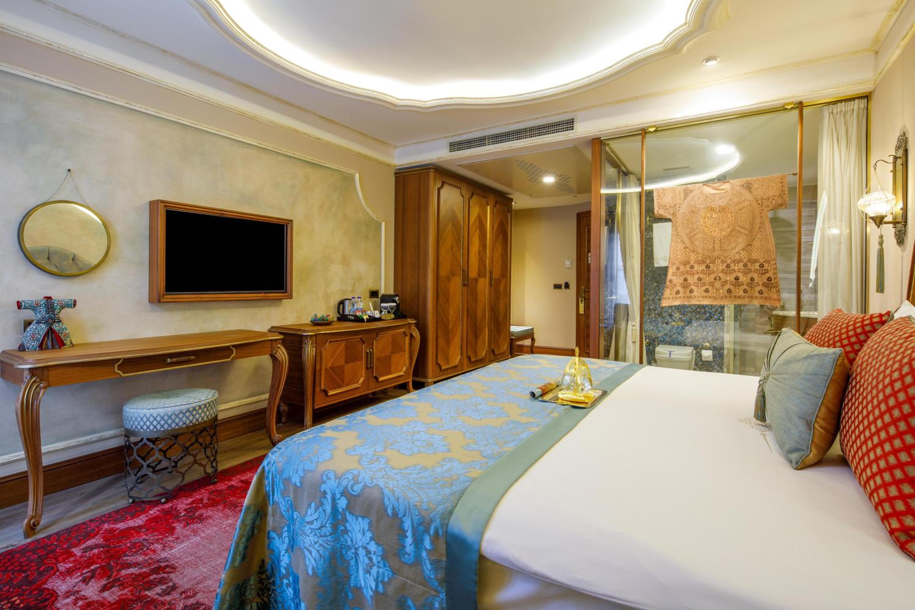 Deluxe Room - Photo 4