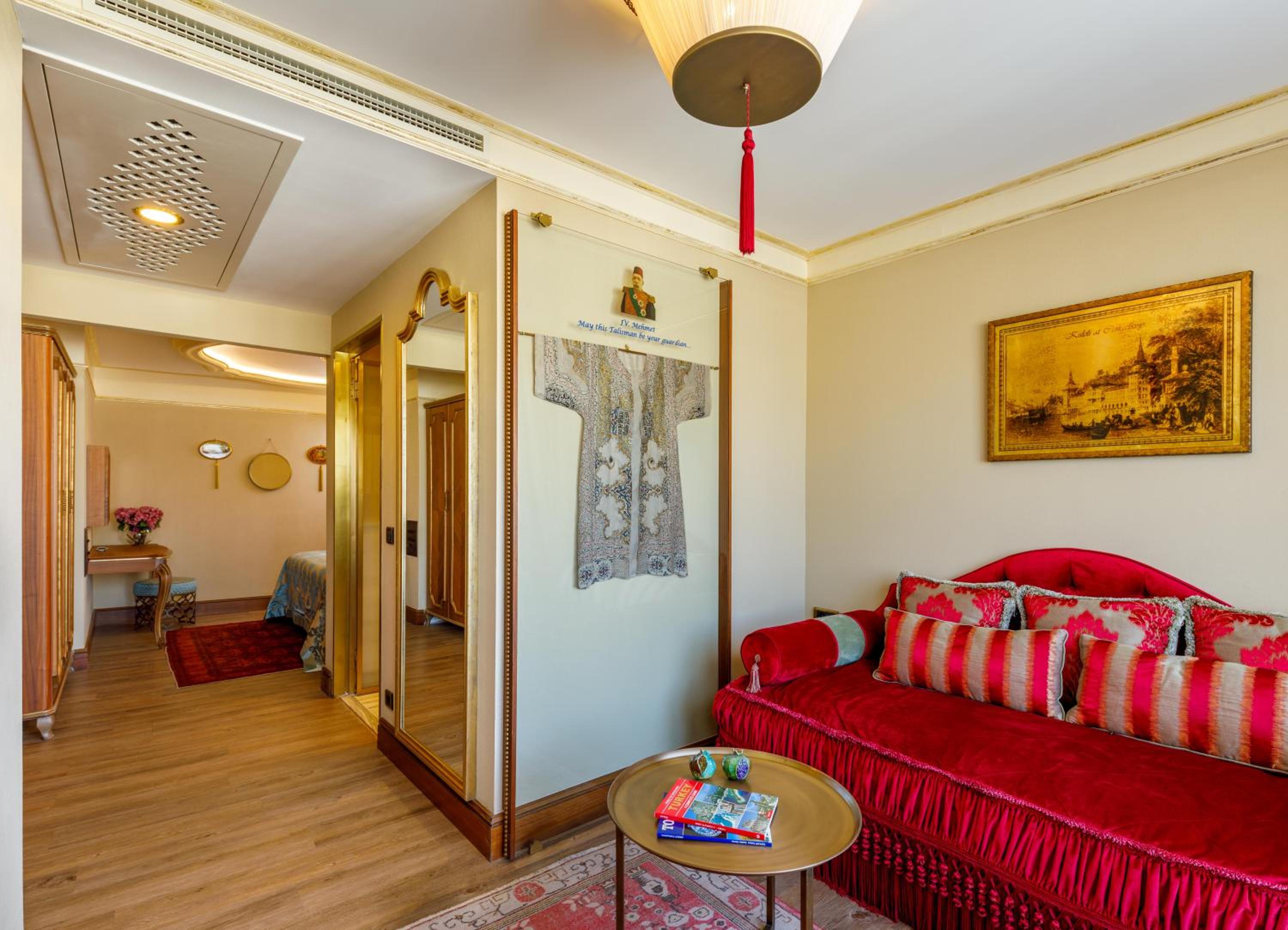 Superior Suite photo 1
