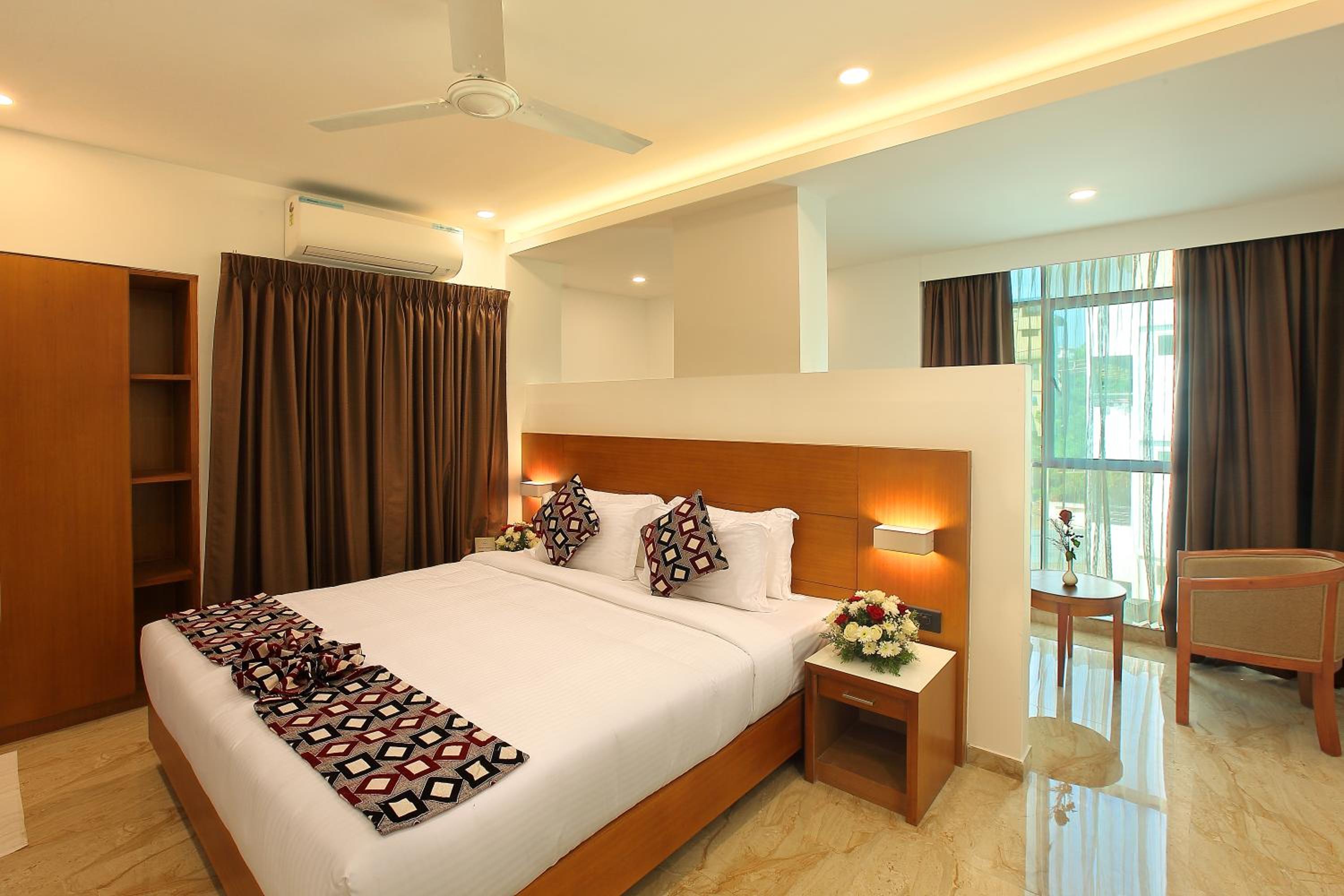 Deluxe Double or Twin Room