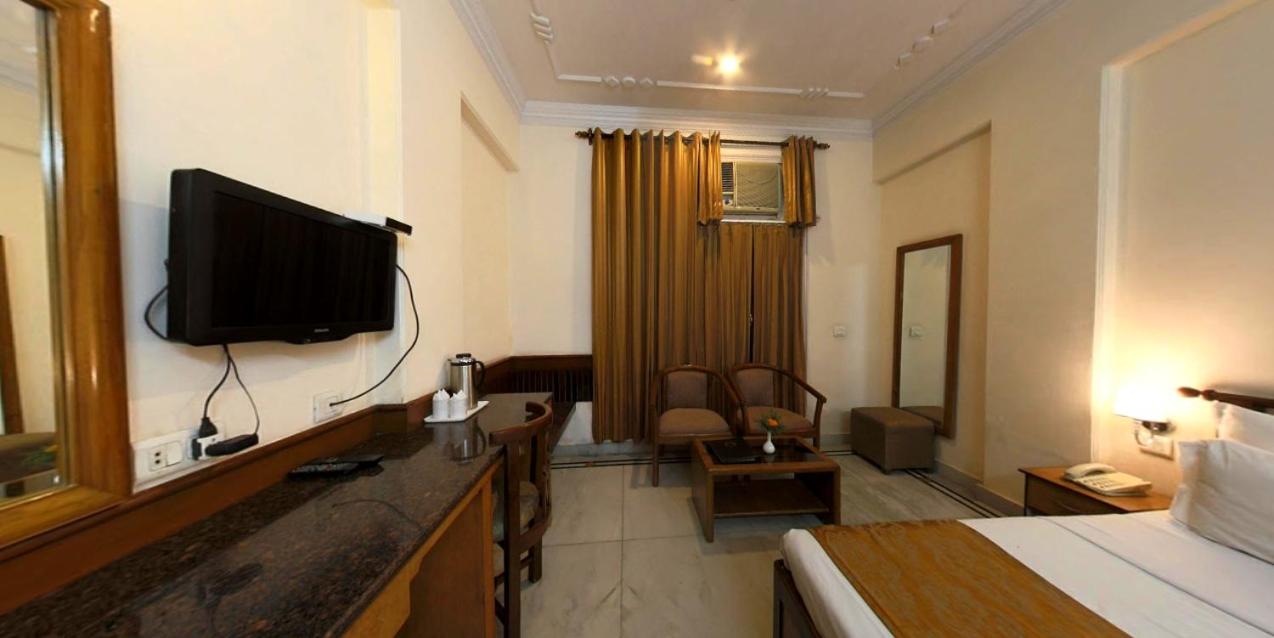 Deluxe Double Room photo 2