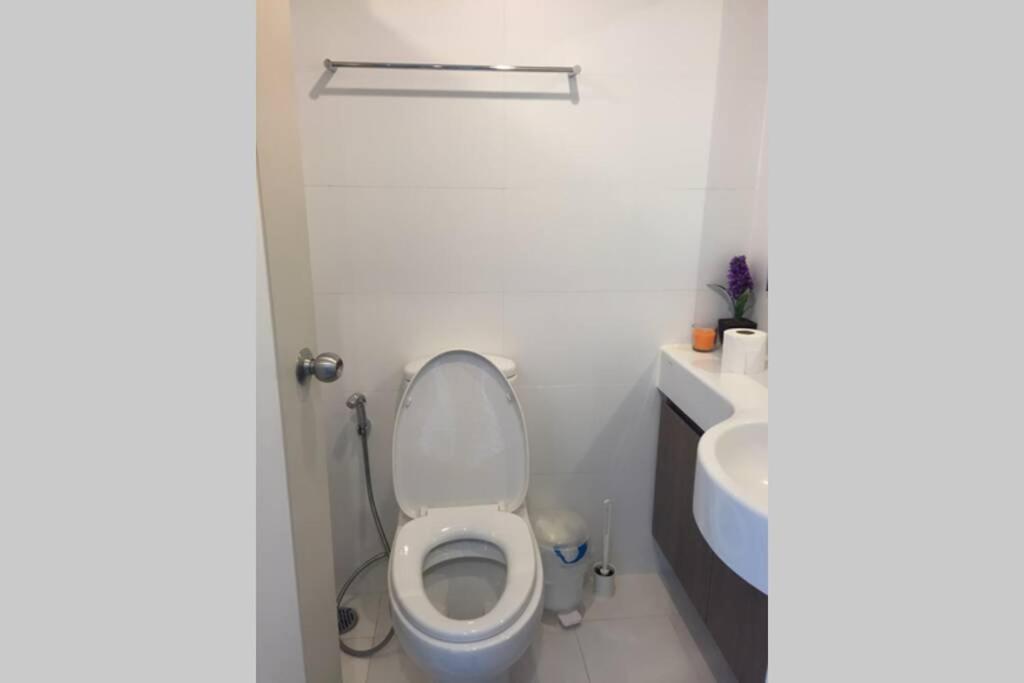 Two-Bedroom Apartment - Photo 19