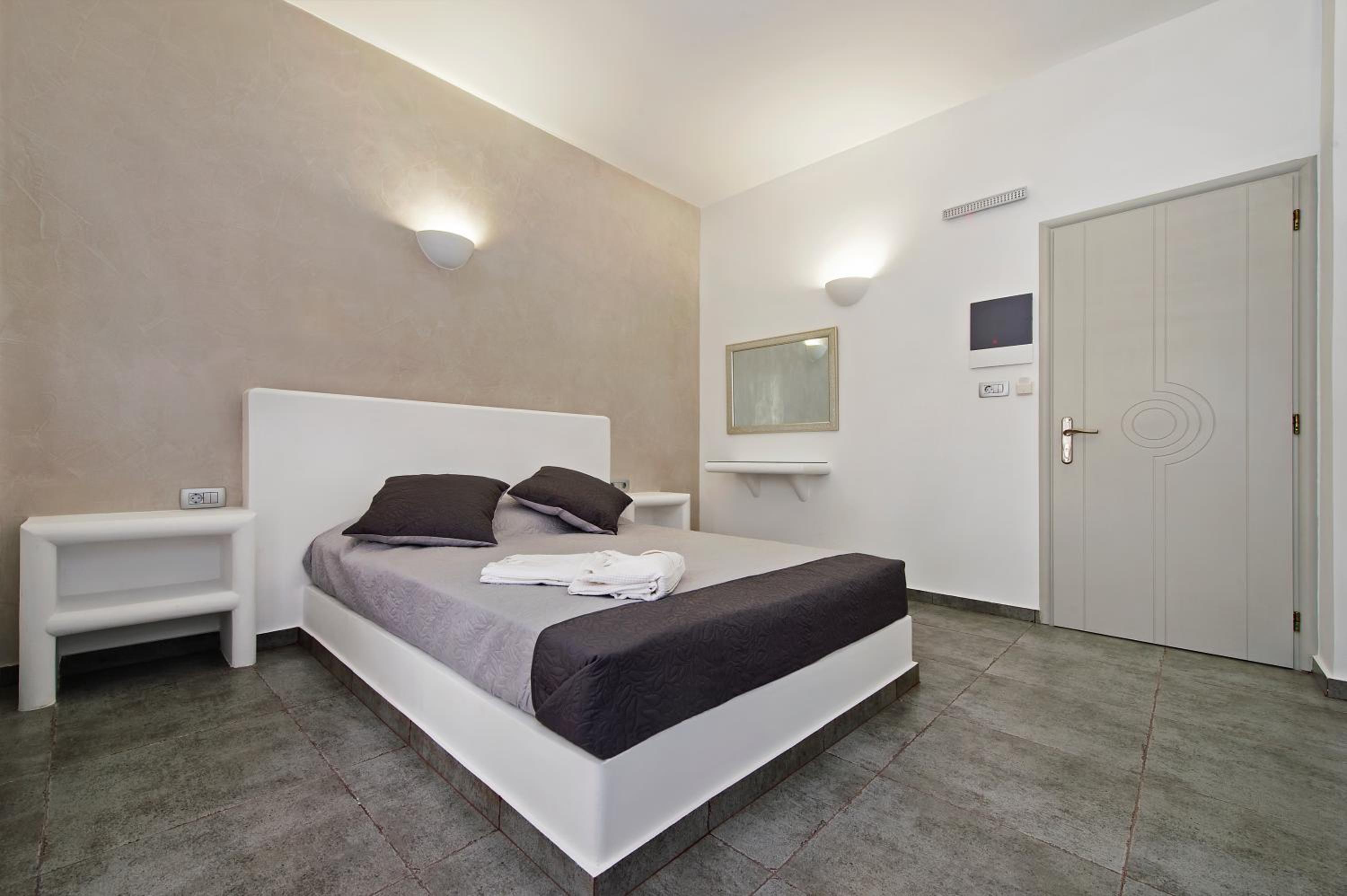Comfort Double Room - Photo 1