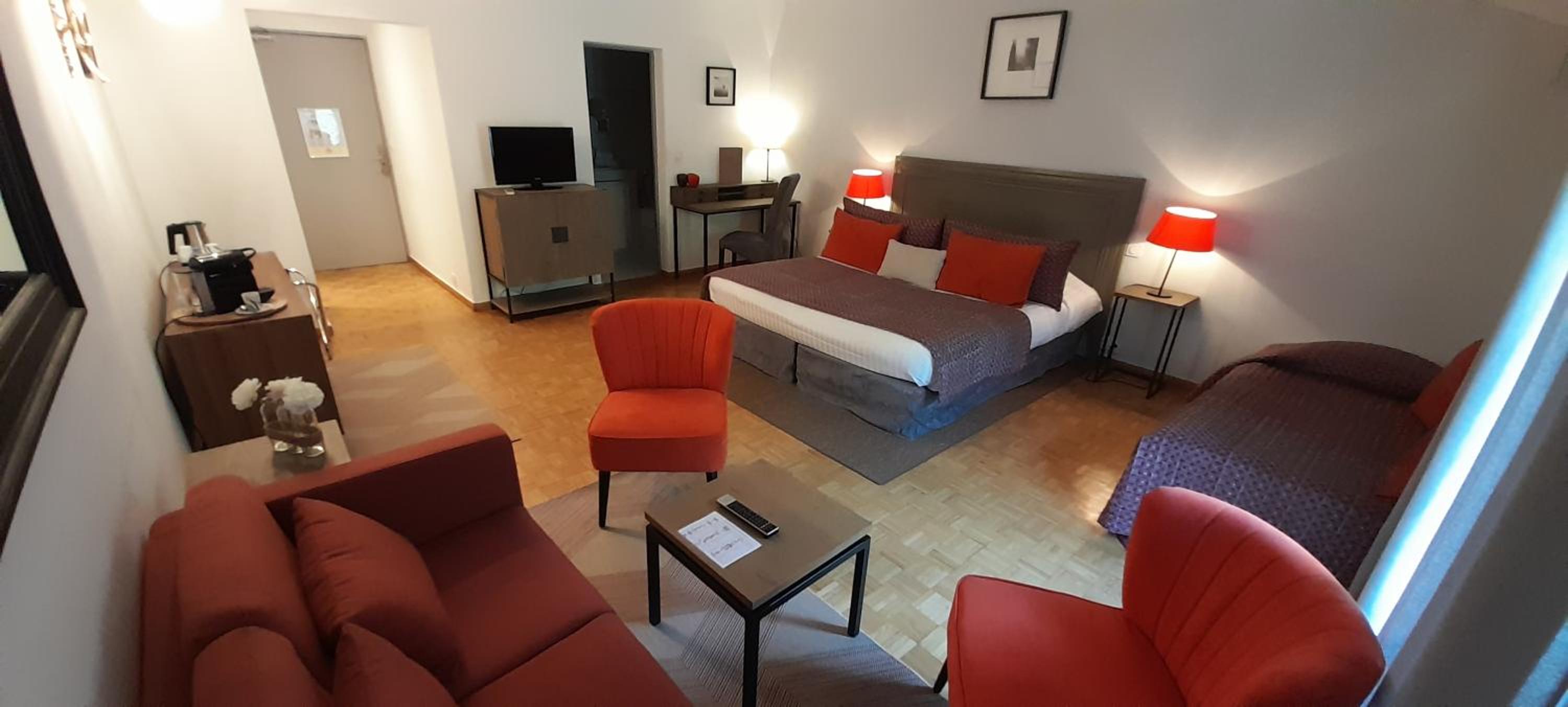 Junior Suite with Terrace - Photo 7