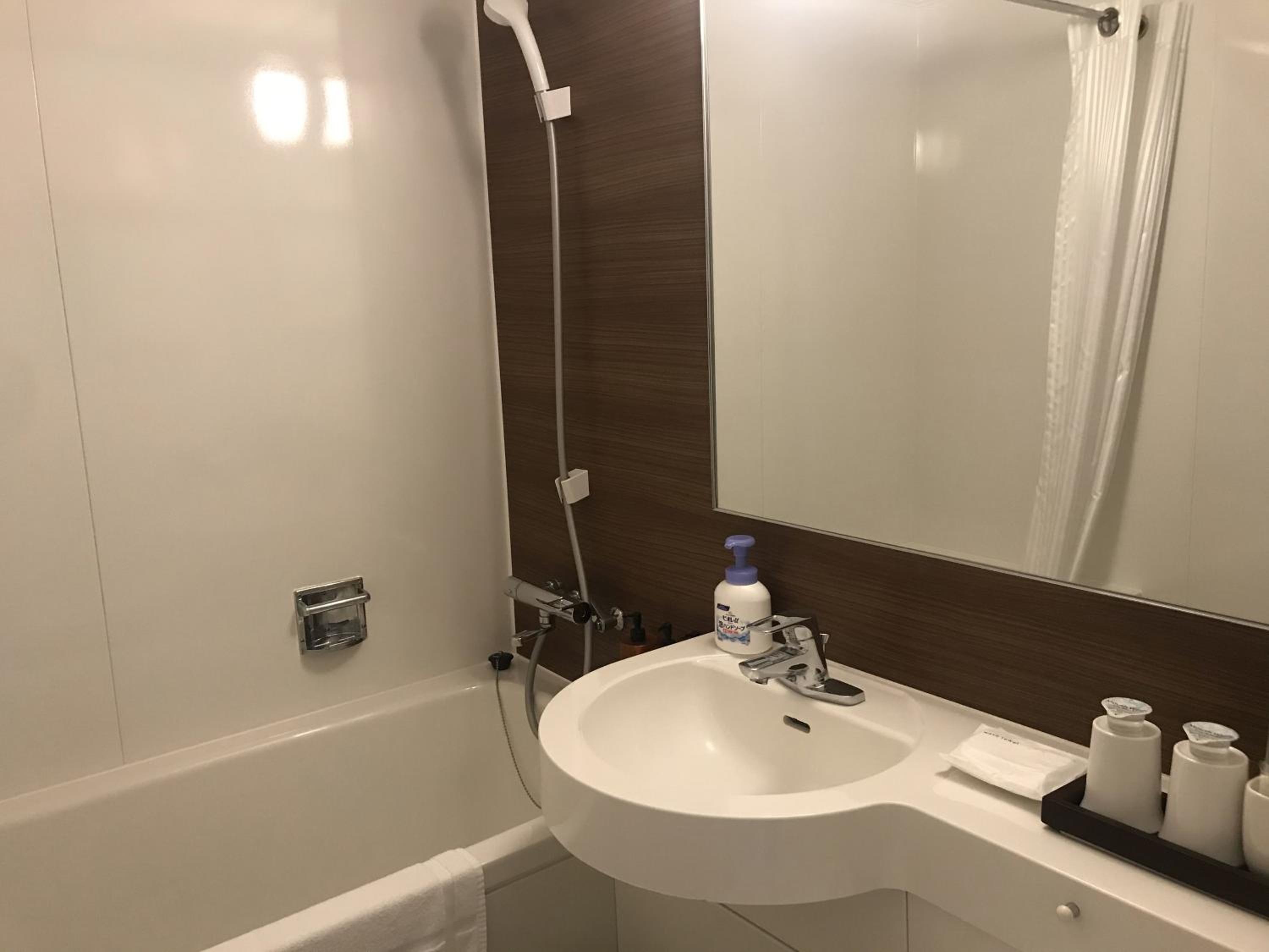 Double Room-Non-Smoking - Photo 7
