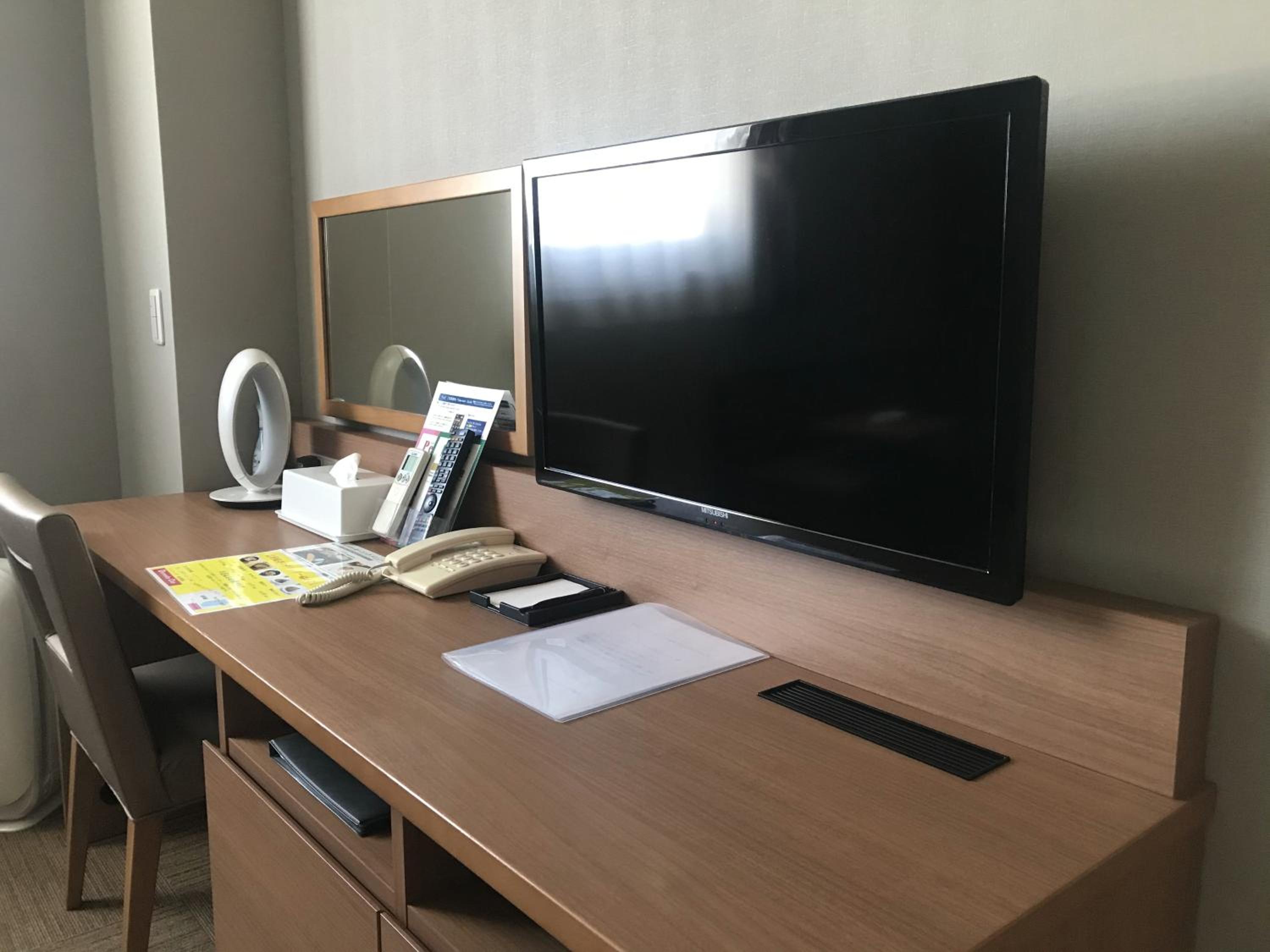 Double Room-Non-Smoking - Photo 5