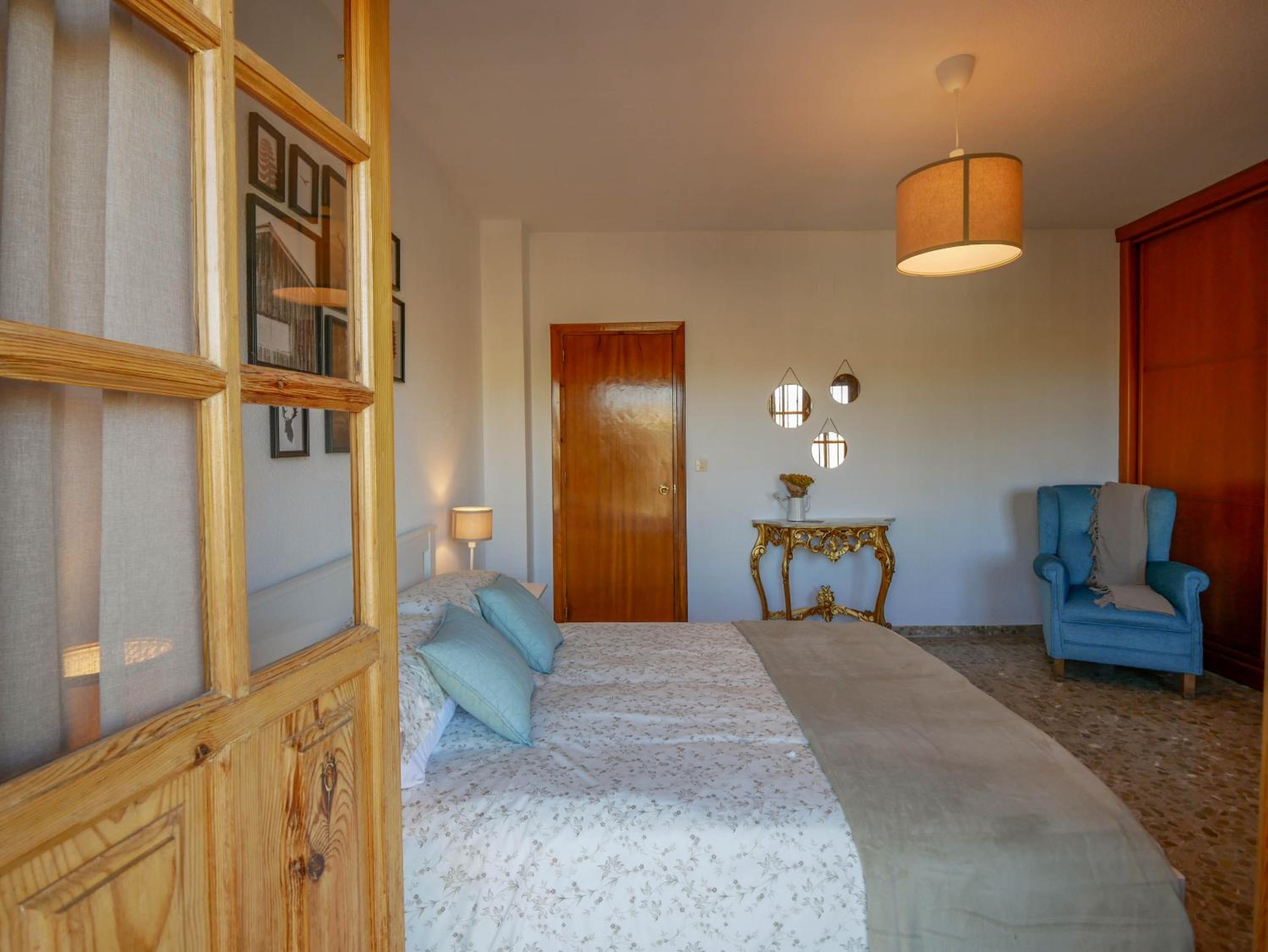 Four-Bedroom House - Photo 53