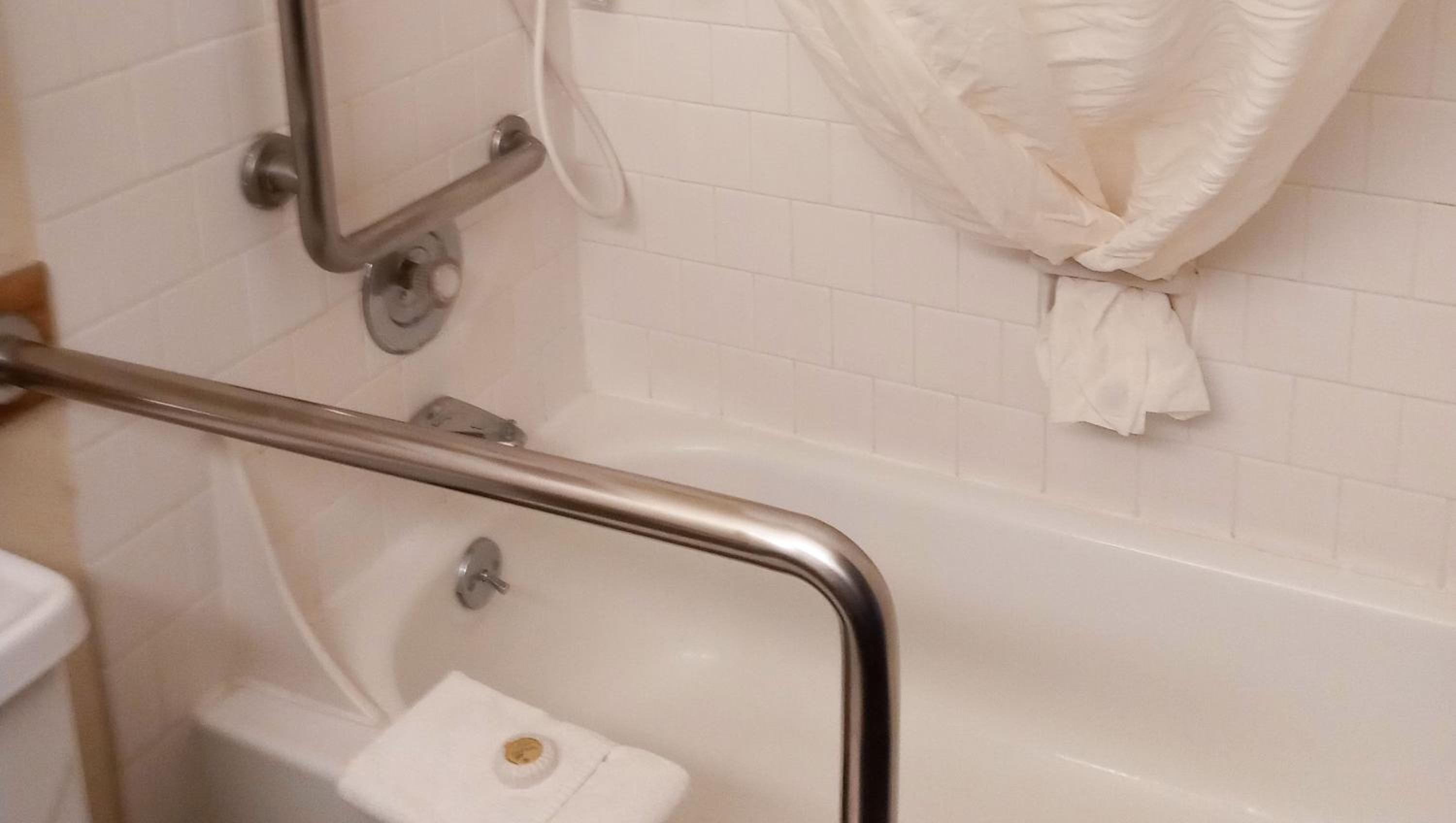 King Room - Disability Access - Photo 2