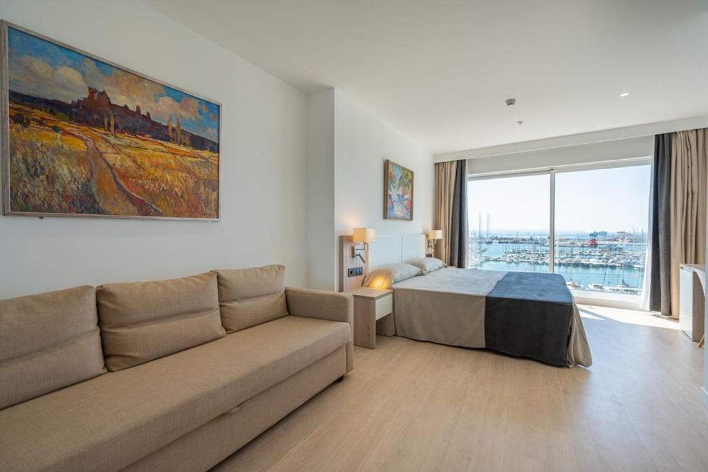 Double Room with Sea View - Photo 4