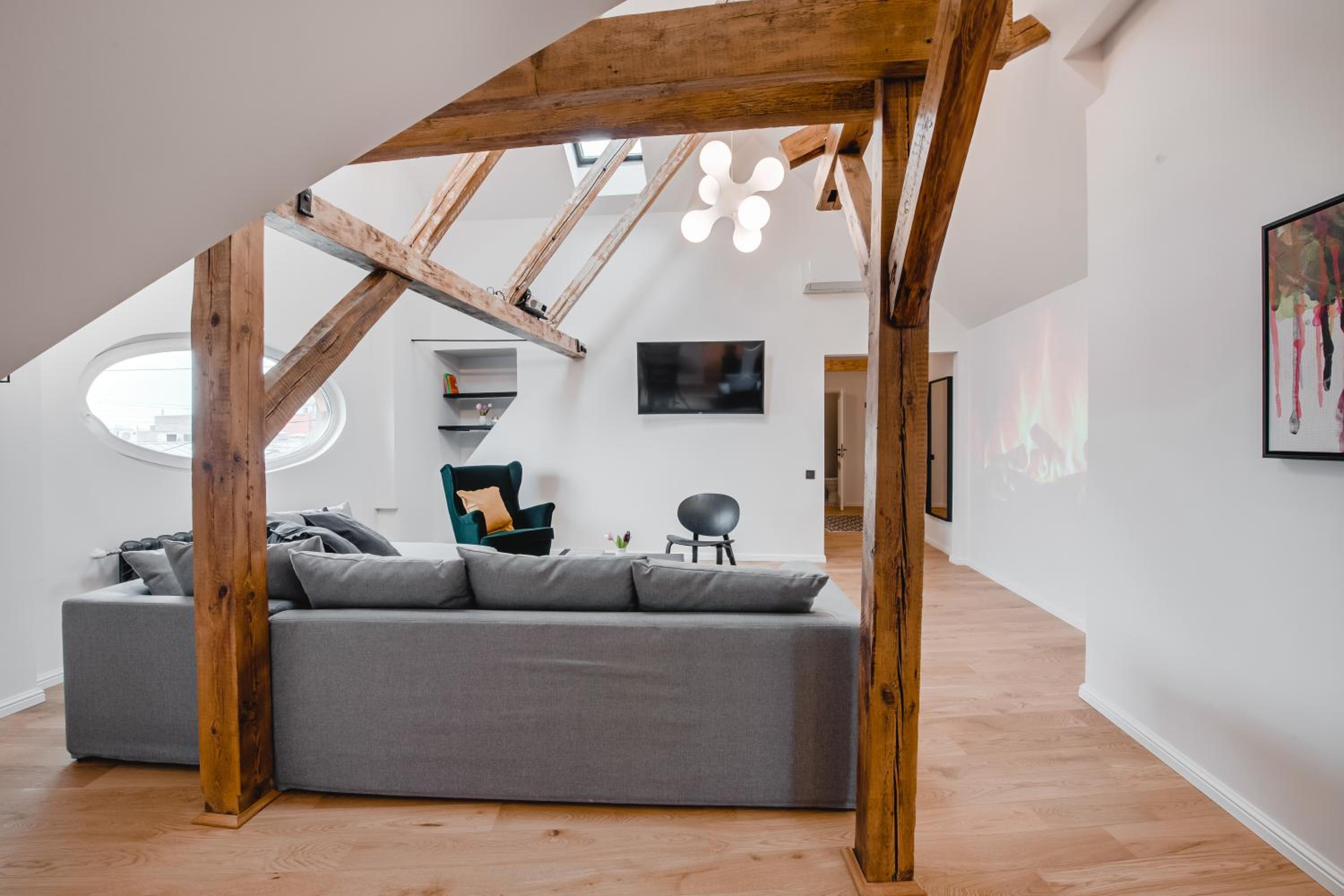 Three-Bedroom Apartment - Photo 47