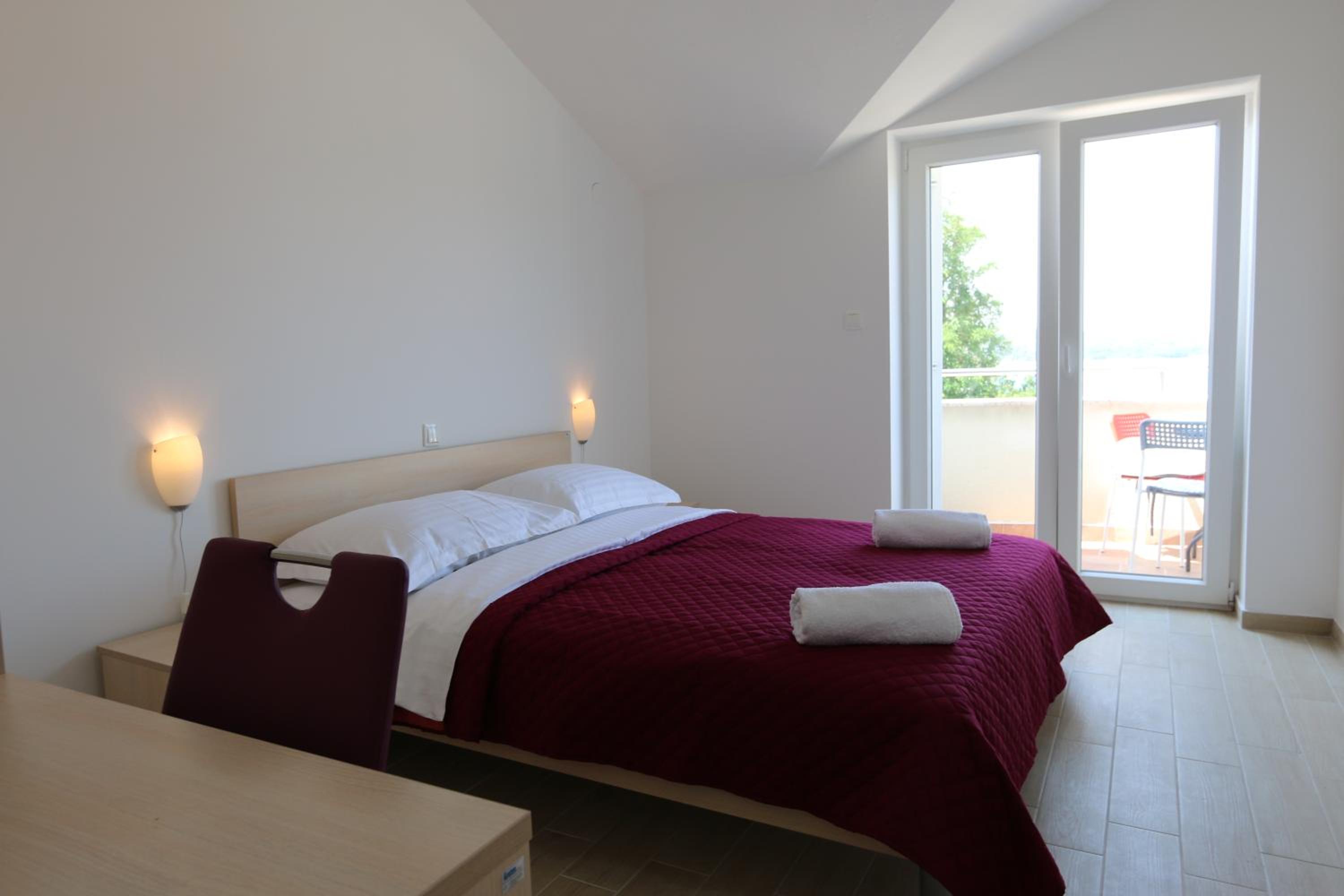 Two-Bedroom Apartment Standard photo 3