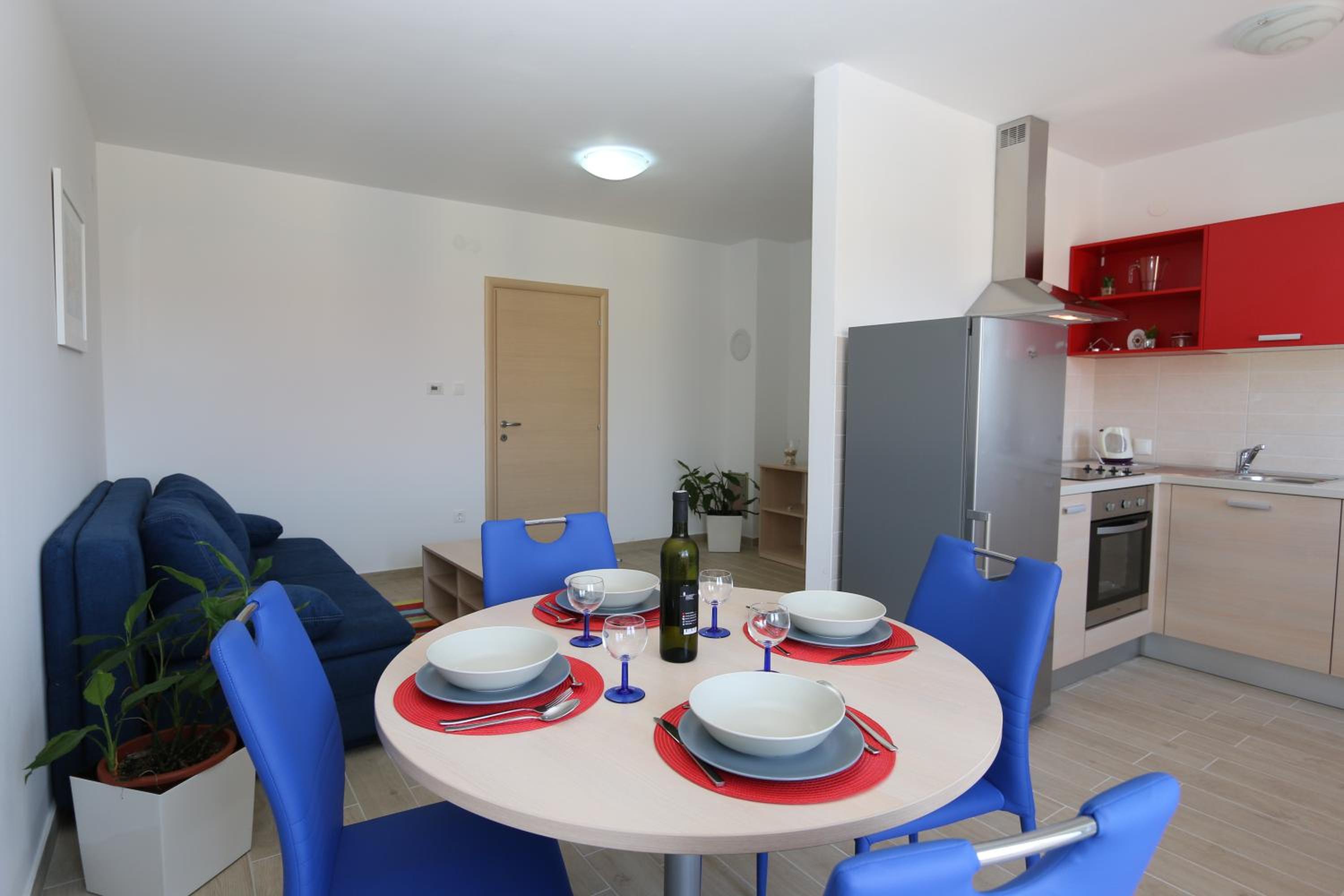 Two-Bedroom Apartment with Balcony photo 3