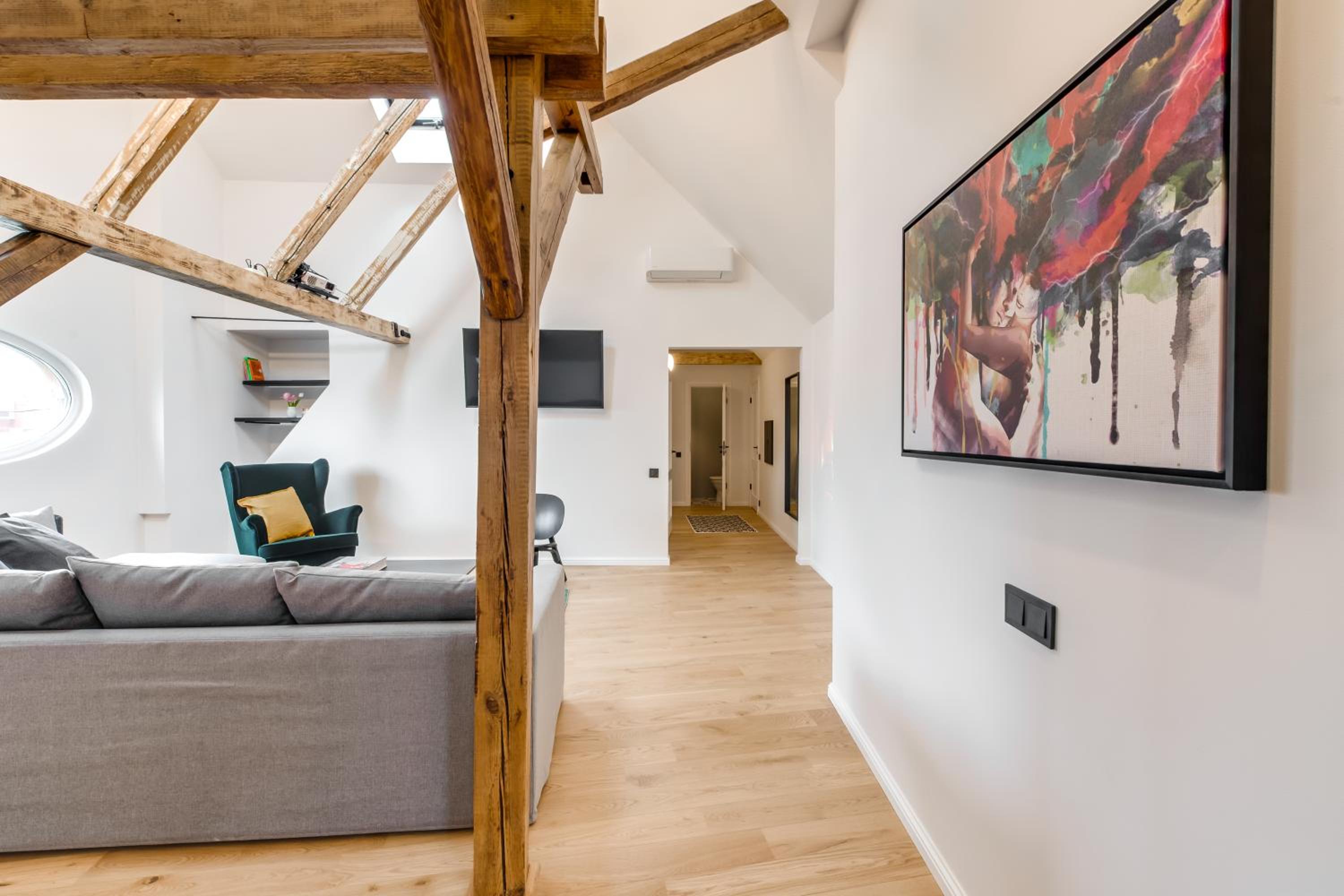 Three-Bedroom Apartment - Photo 63