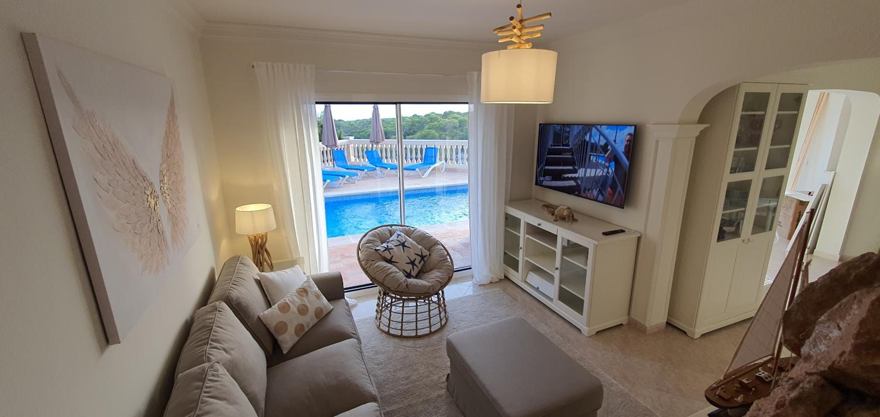 Villa de Tres Habitaciones